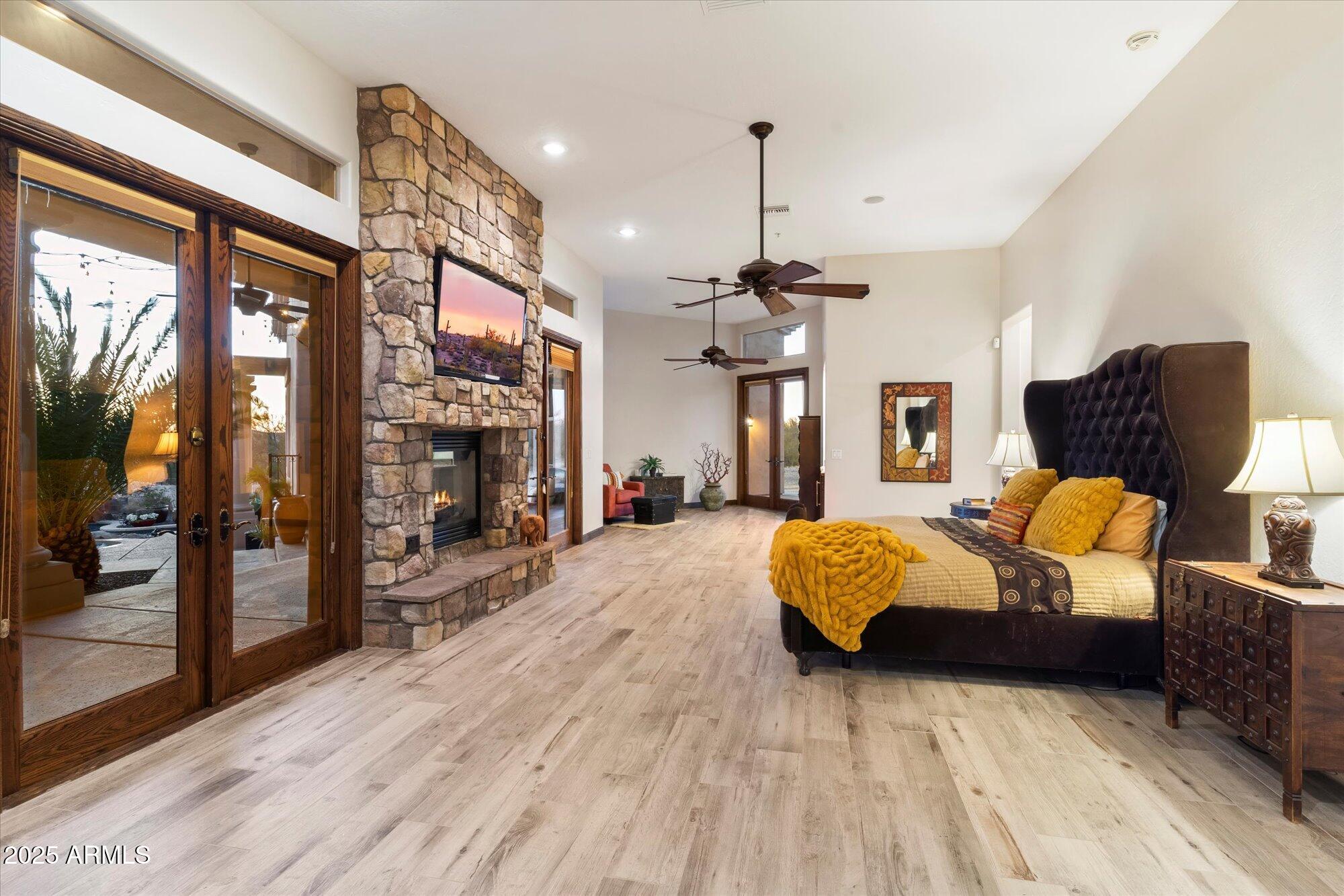 DIXON PLACE - Residential