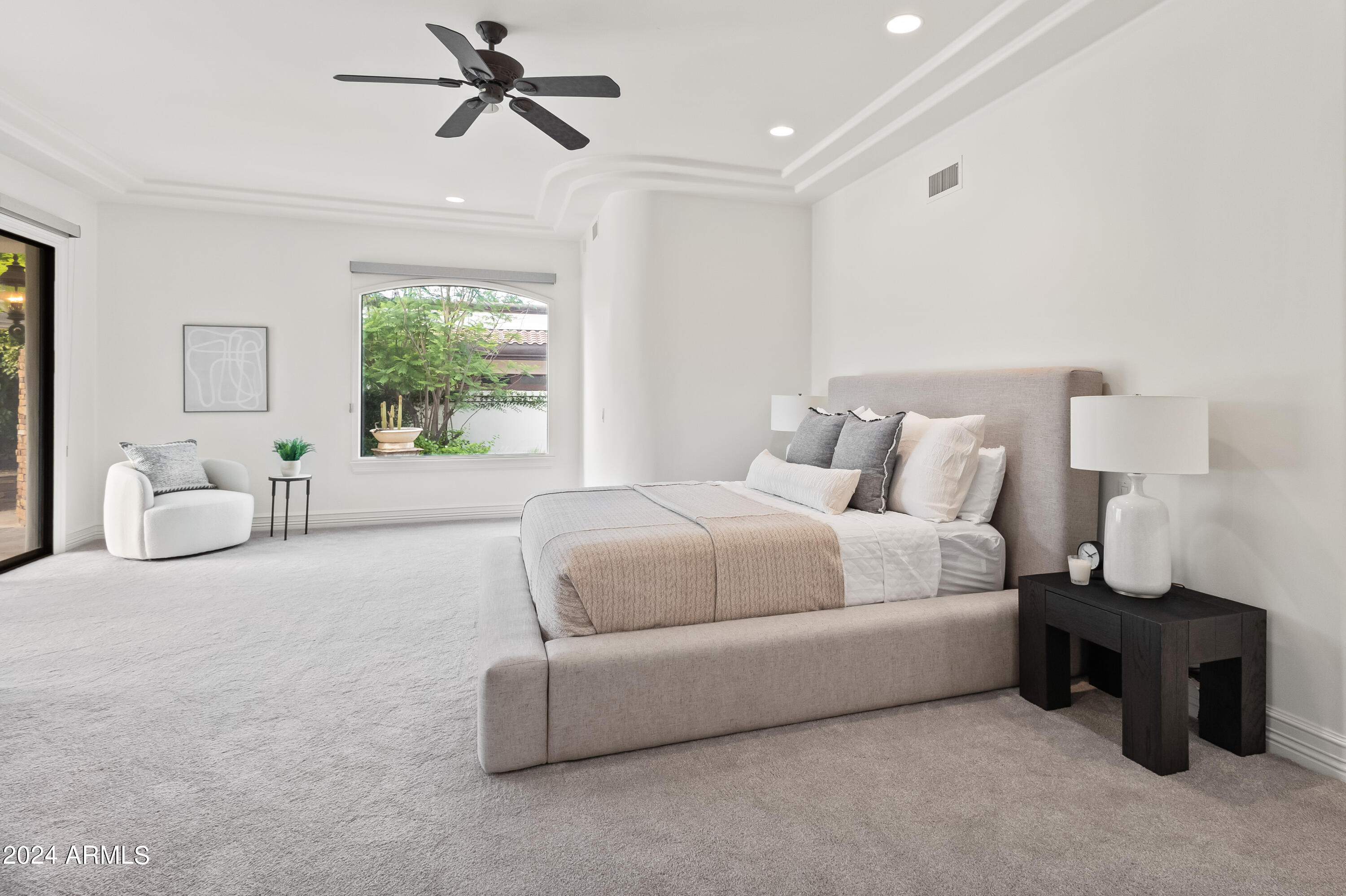 MERRILL CANTATIERRA LOT 1-49 PUT STS IND BEND WASH - Residential