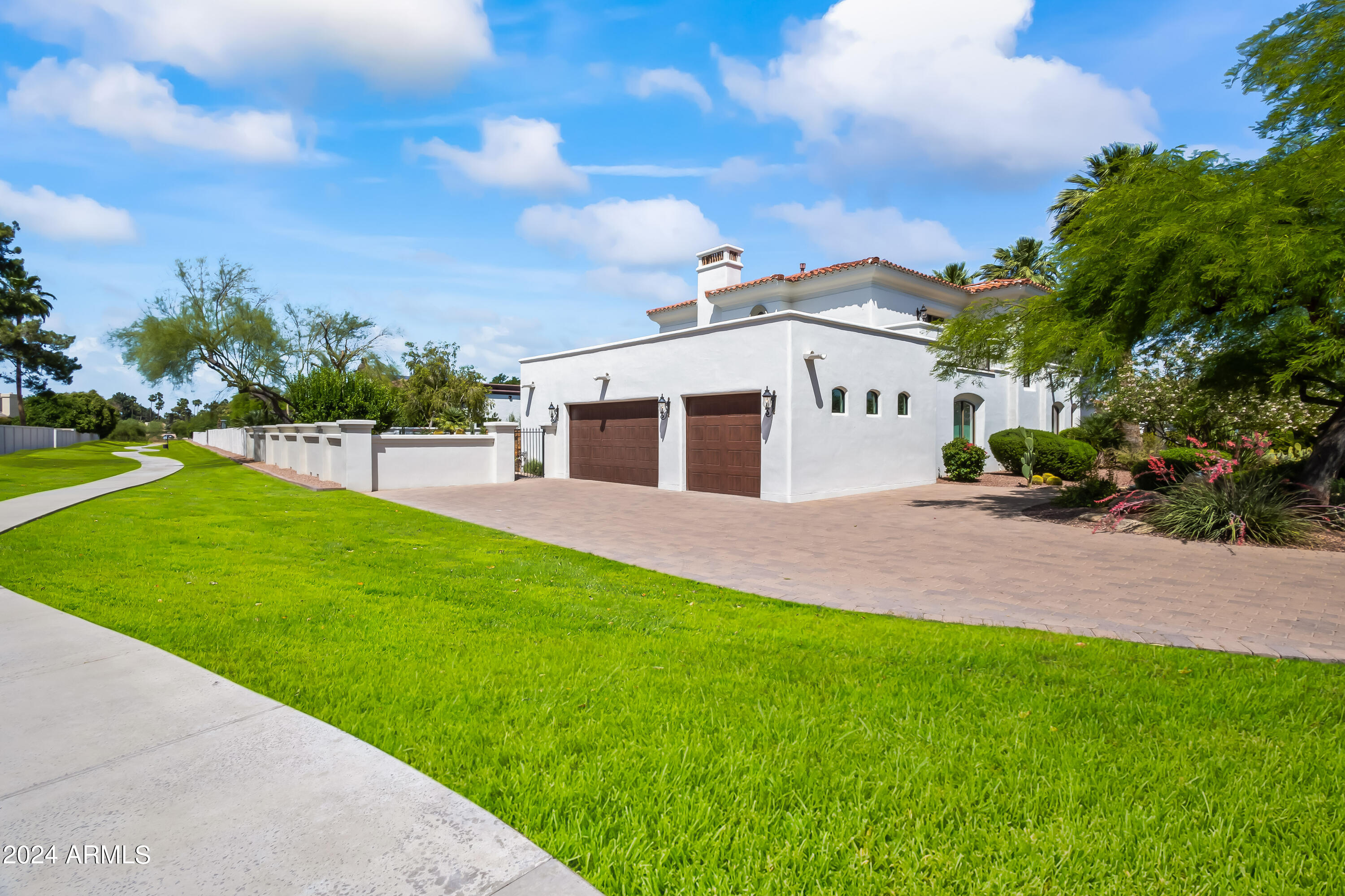 MERRILL CANTATIERRA LOT 1-49 PUT STS IND BEND WASH - Residential