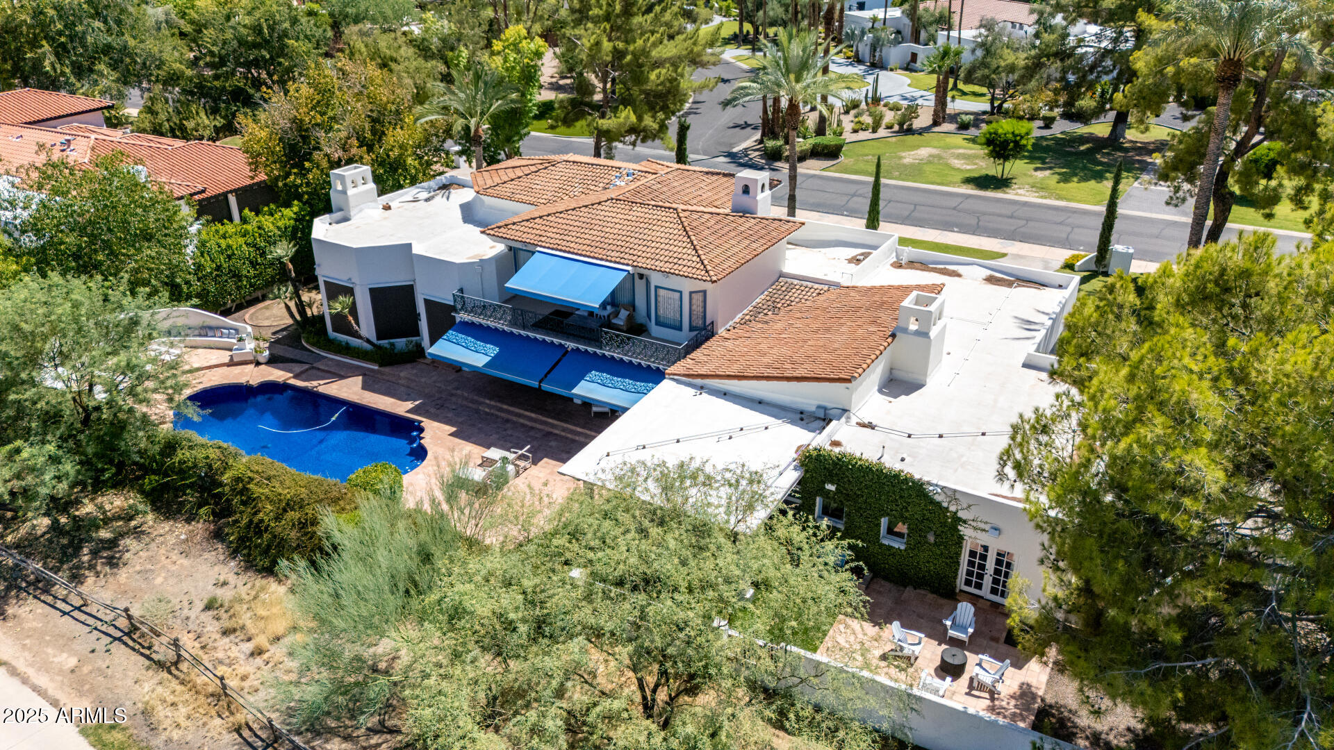 CAMELBACK COUNTRY ESTATES UNIT 4 - Residential