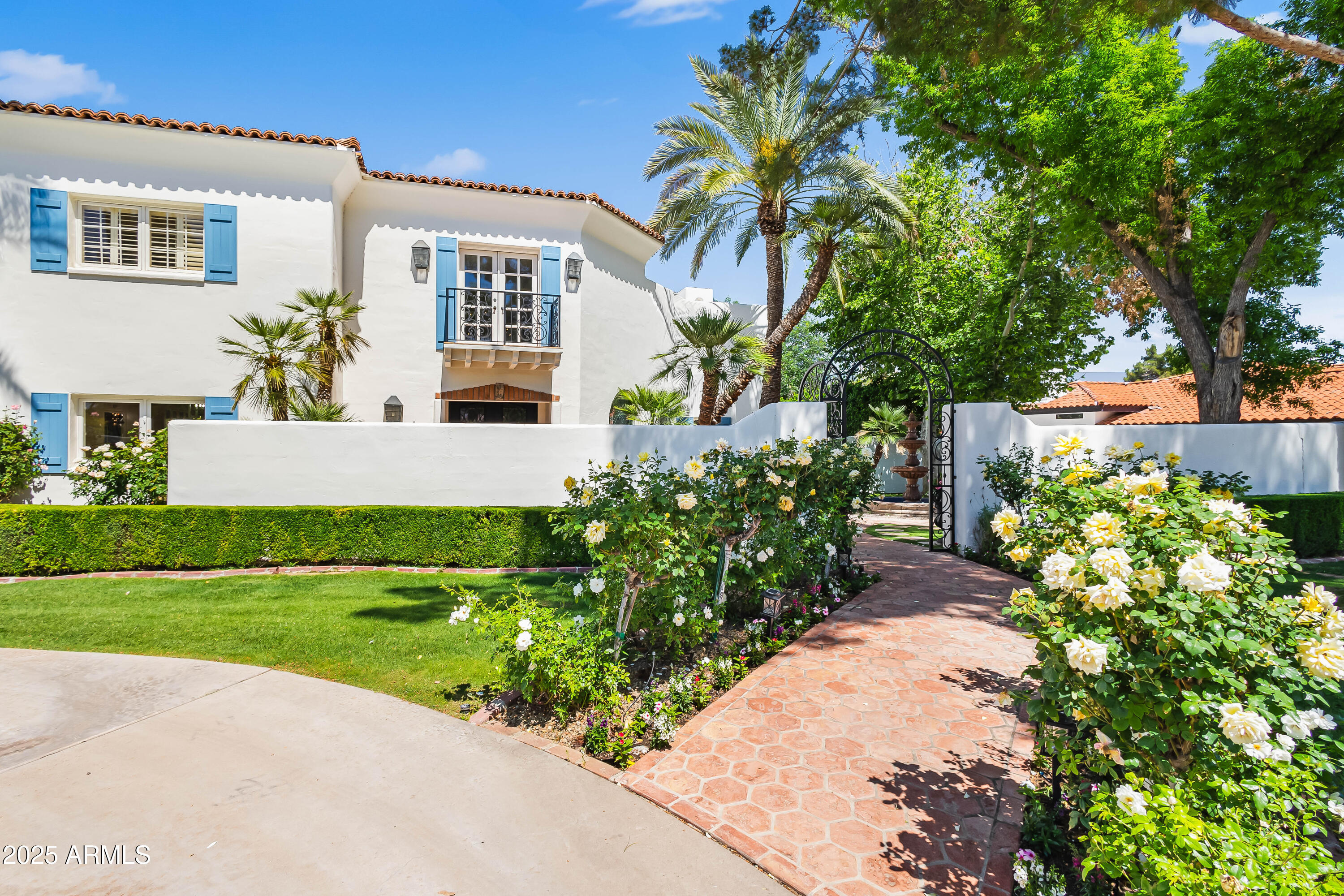 CAMELBACK COUNTRY ESTATES UNIT 4 - Residential