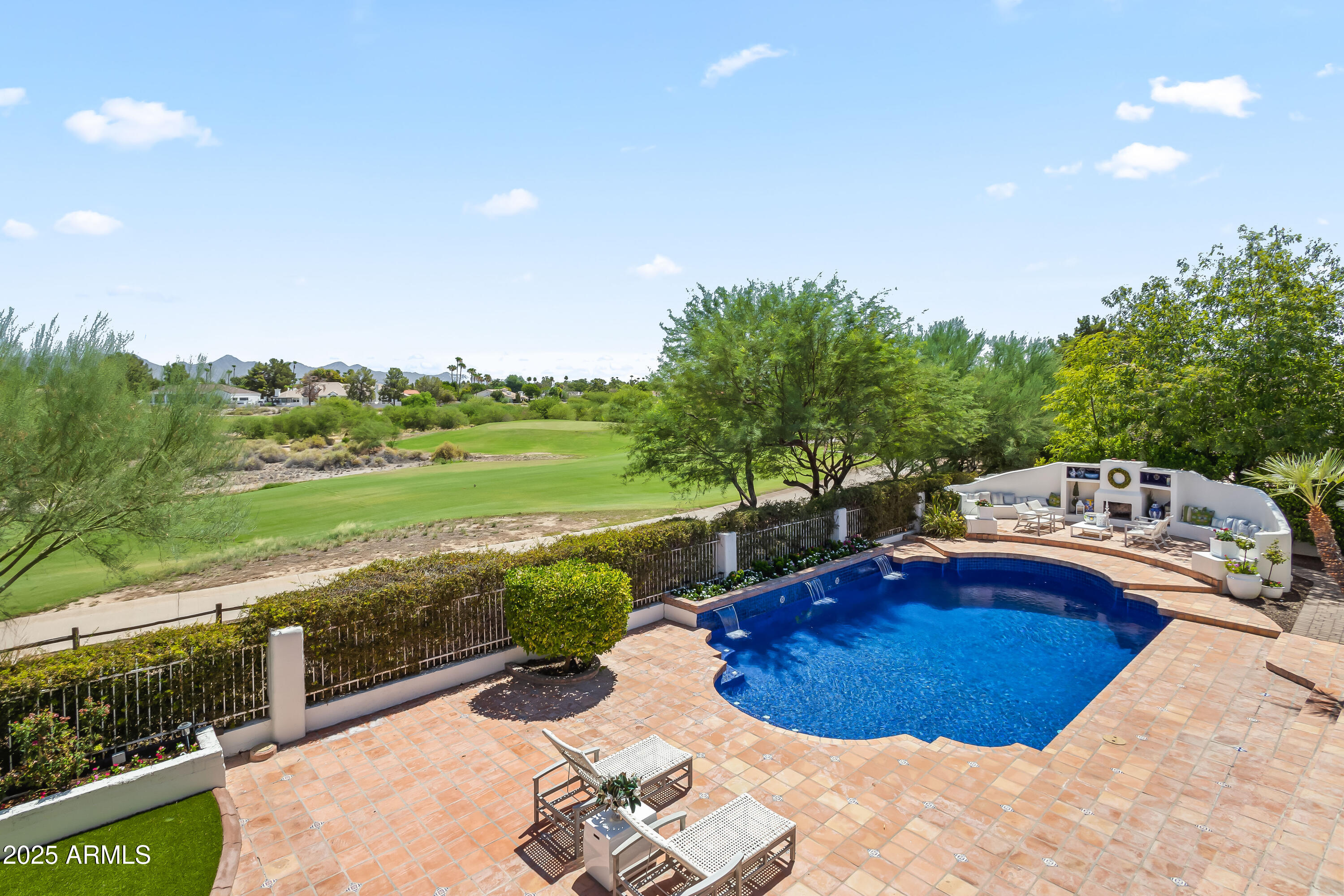 CAMELBACK COUNTRY ESTATES UNIT 4 - Residential