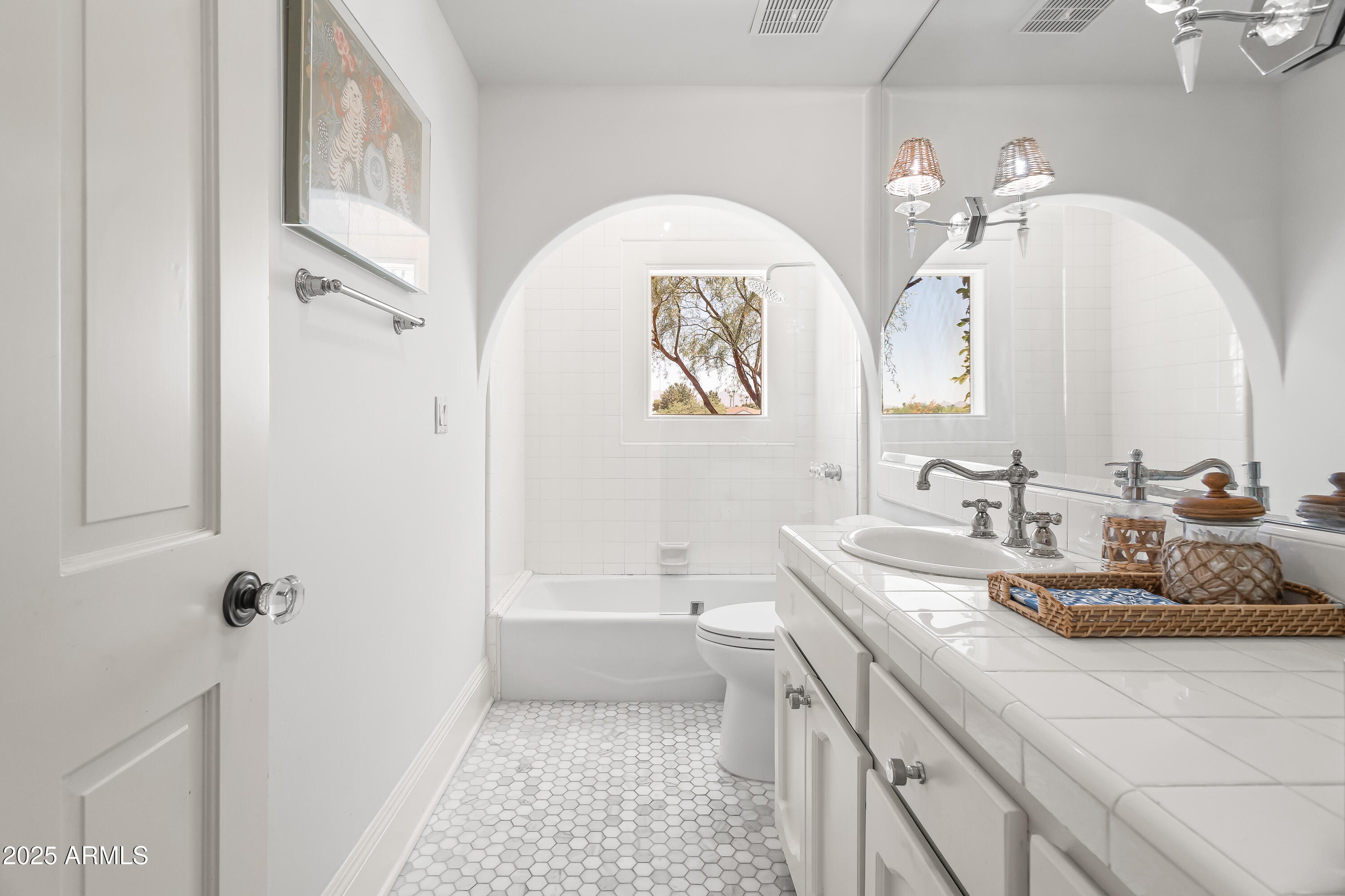 CAMELBACK COUNTRY ESTATES UNIT 4 - Residential