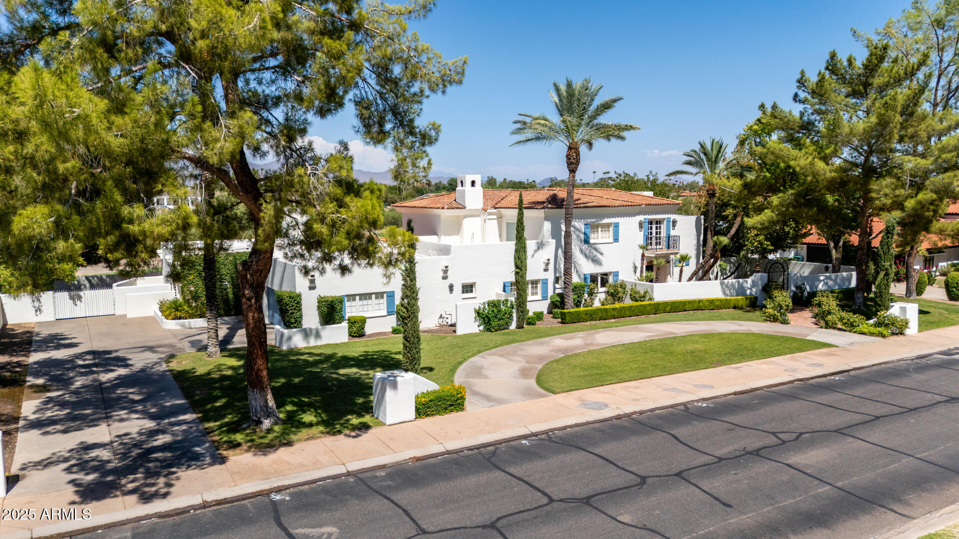 CAMELBACK COUNTRY ESTATES UNIT 4 - Residential