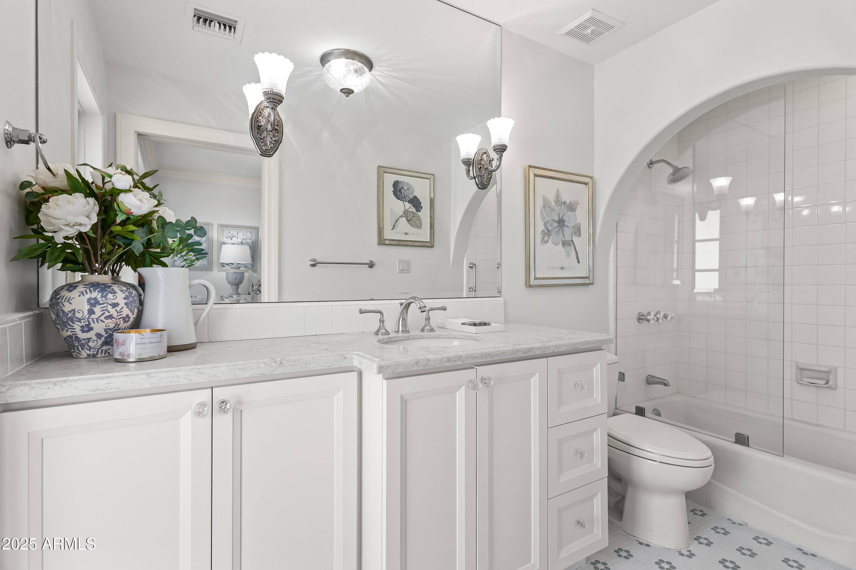 CAMELBACK COUNTRY ESTATES UNIT 4 - Residential