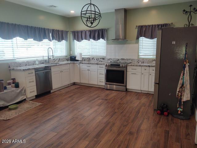 NORTHERN STAR - Residential