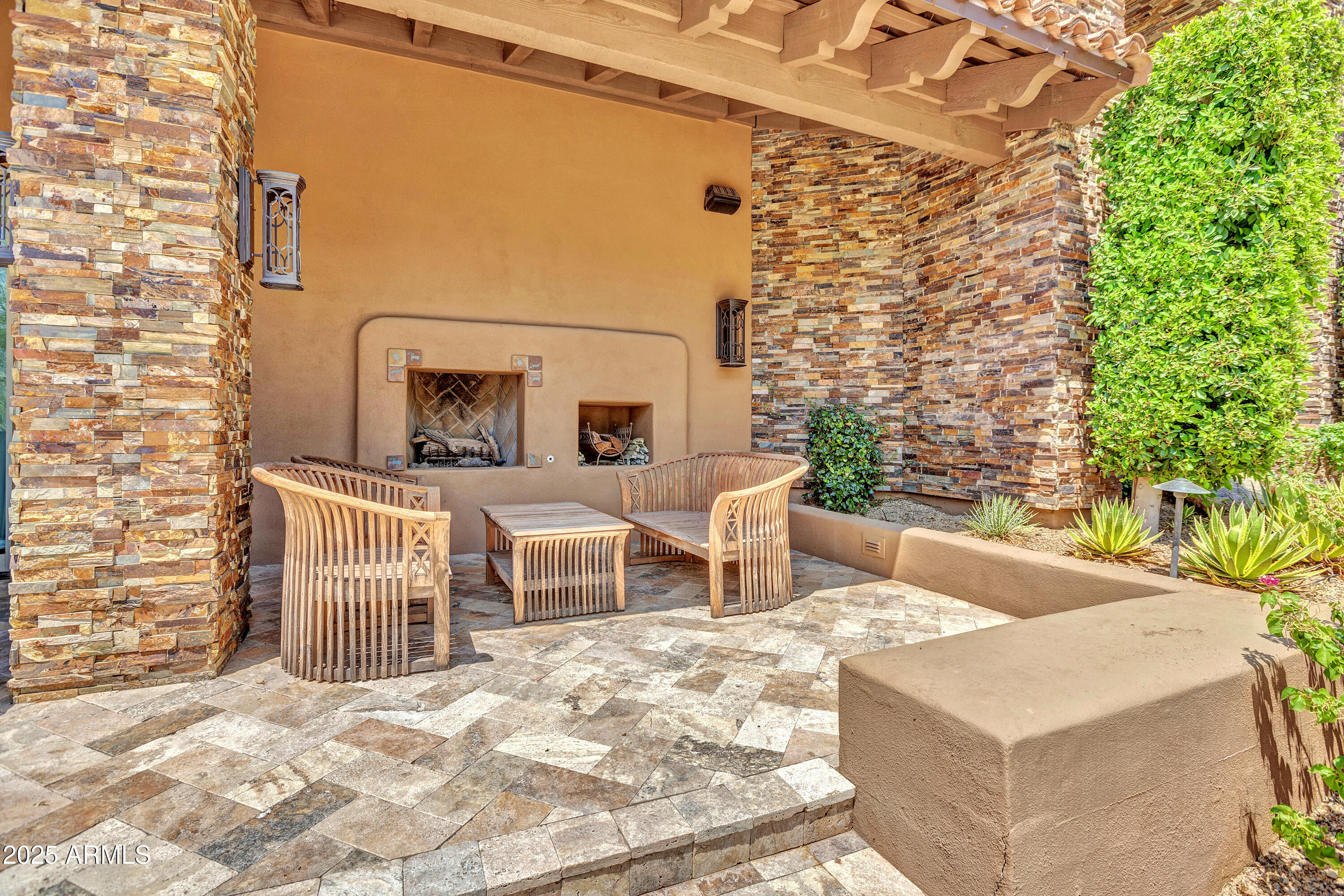 DESERT HIGHLANDS - Residential