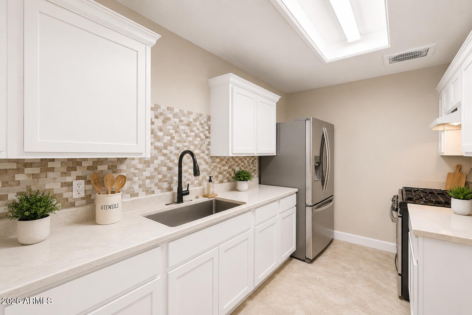 WEST PLAZA 8 LOT 971-1004, 1051-1185 - Residential
