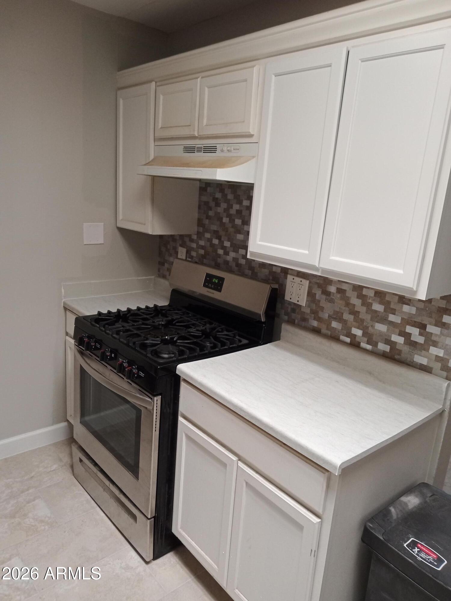 WEST PLAZA 8 LOT 971-1004, 1051-1185 - Residential