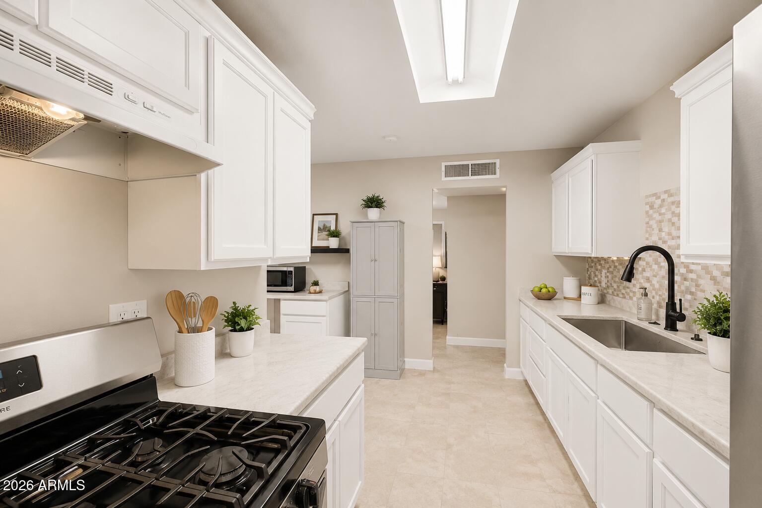 WEST PLAZA 8 LOT 971-1004, 1051-1185 - Residential