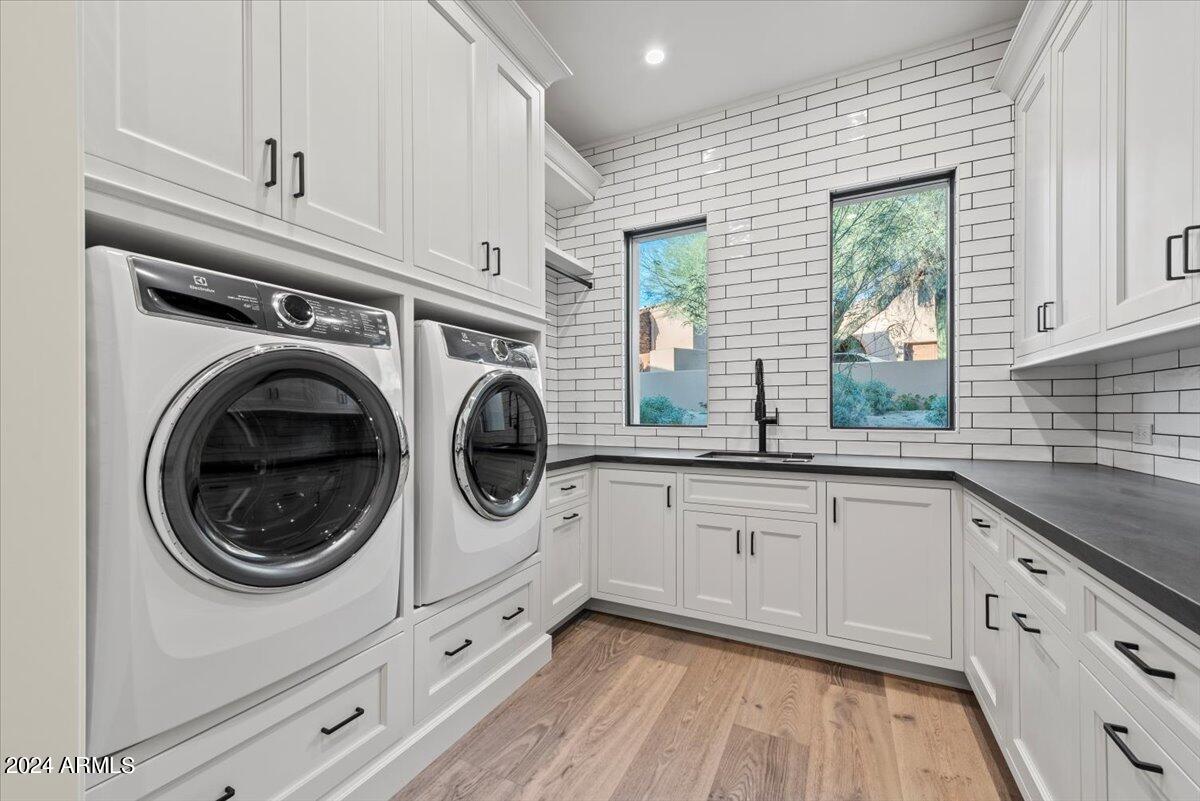 ARTESANO AT TROON CANYON - Residential
