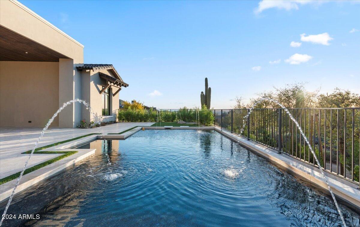 ARTESANO AT TROON CANYON - Residential