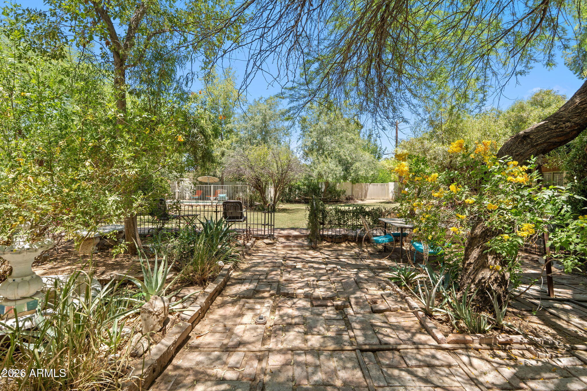 SOUTH MEDLOCK PLACE - Residential