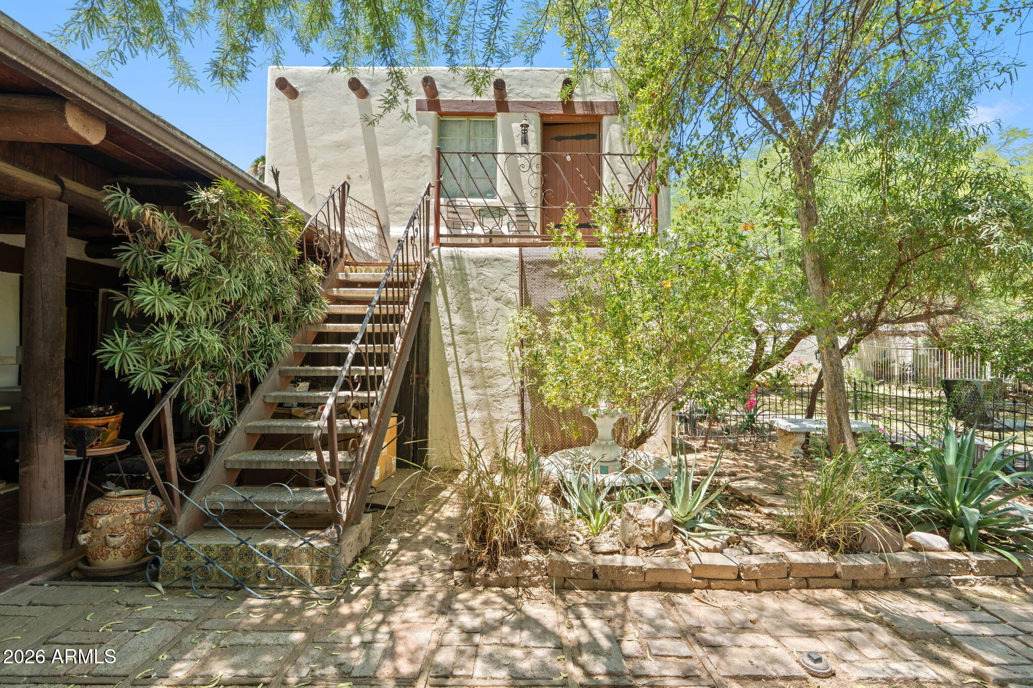 SOUTH MEDLOCK PLACE - Residential