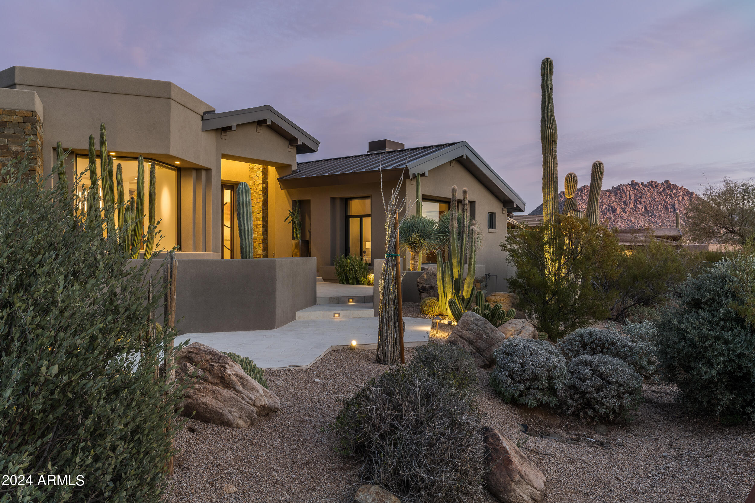 ESTANCIA - Residential