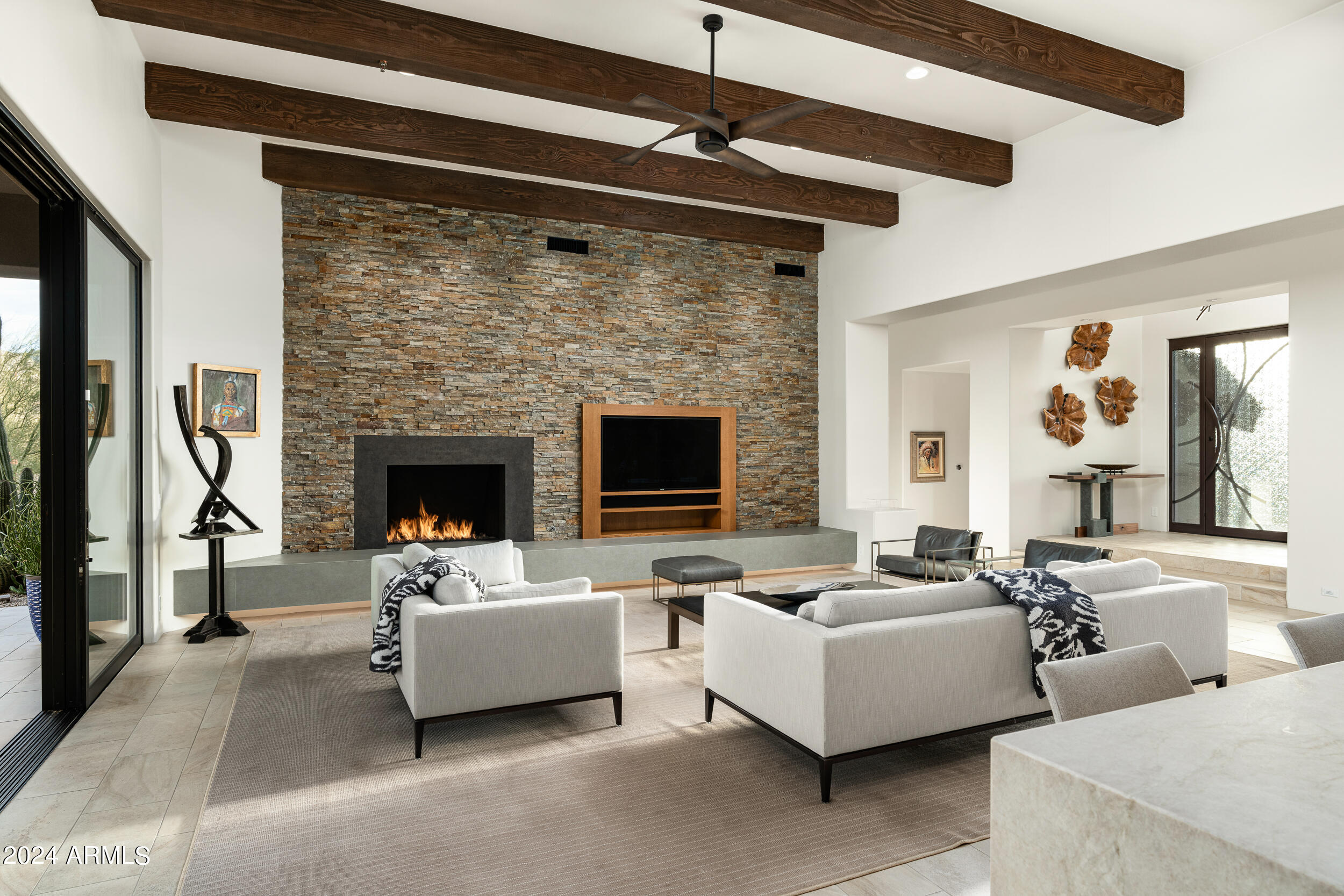 ESTANCIA - Residential