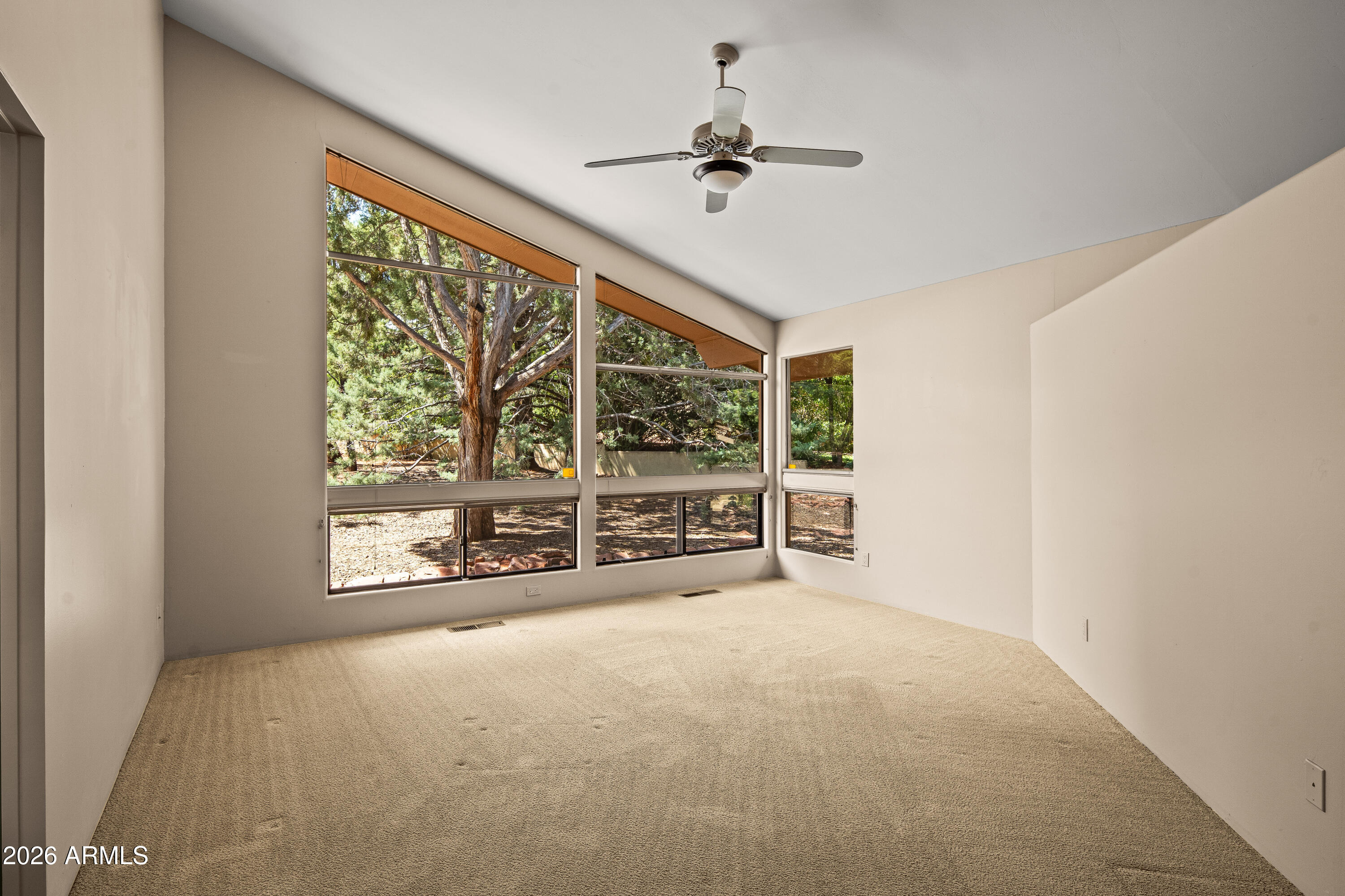 RIM SHADOWS AMD - Residential