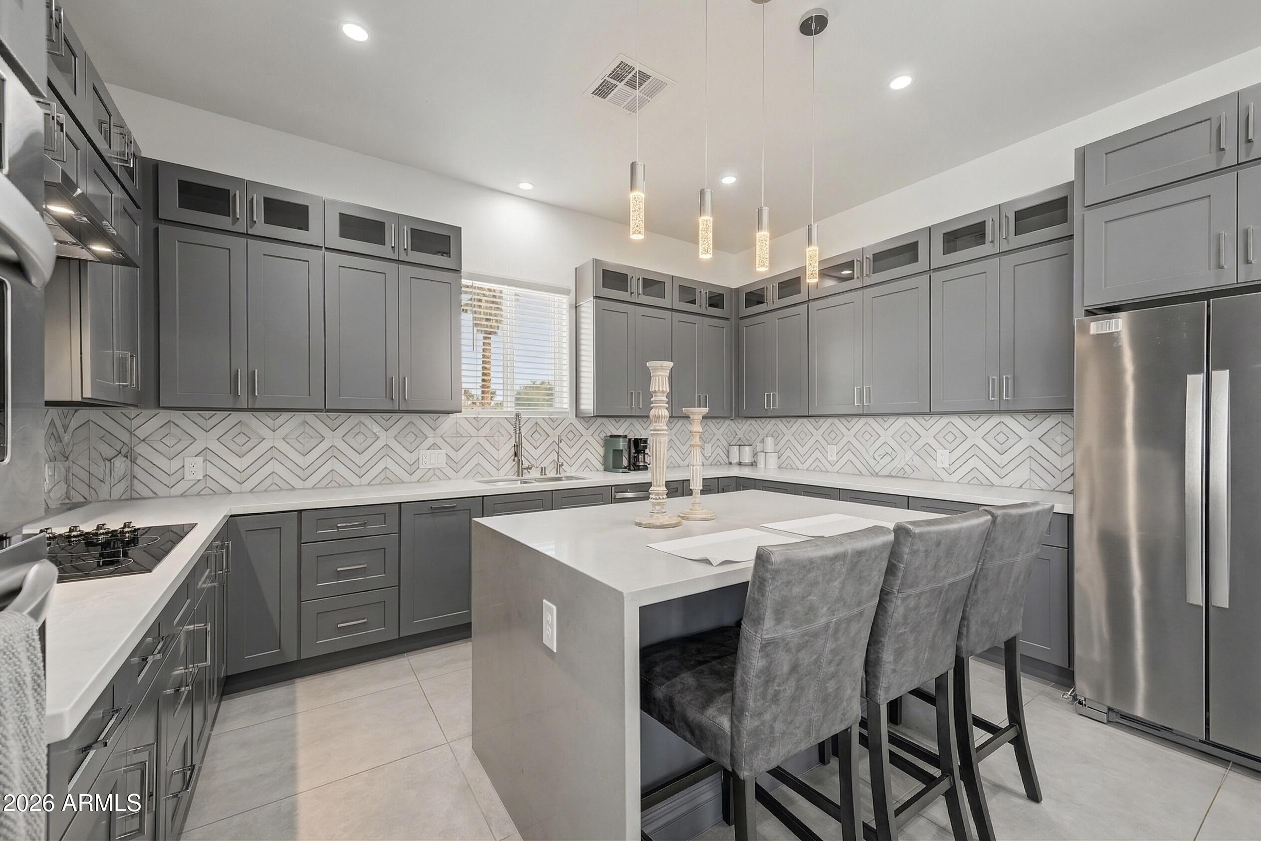 OZALVO HOMES CONDOMINIUM - Residential