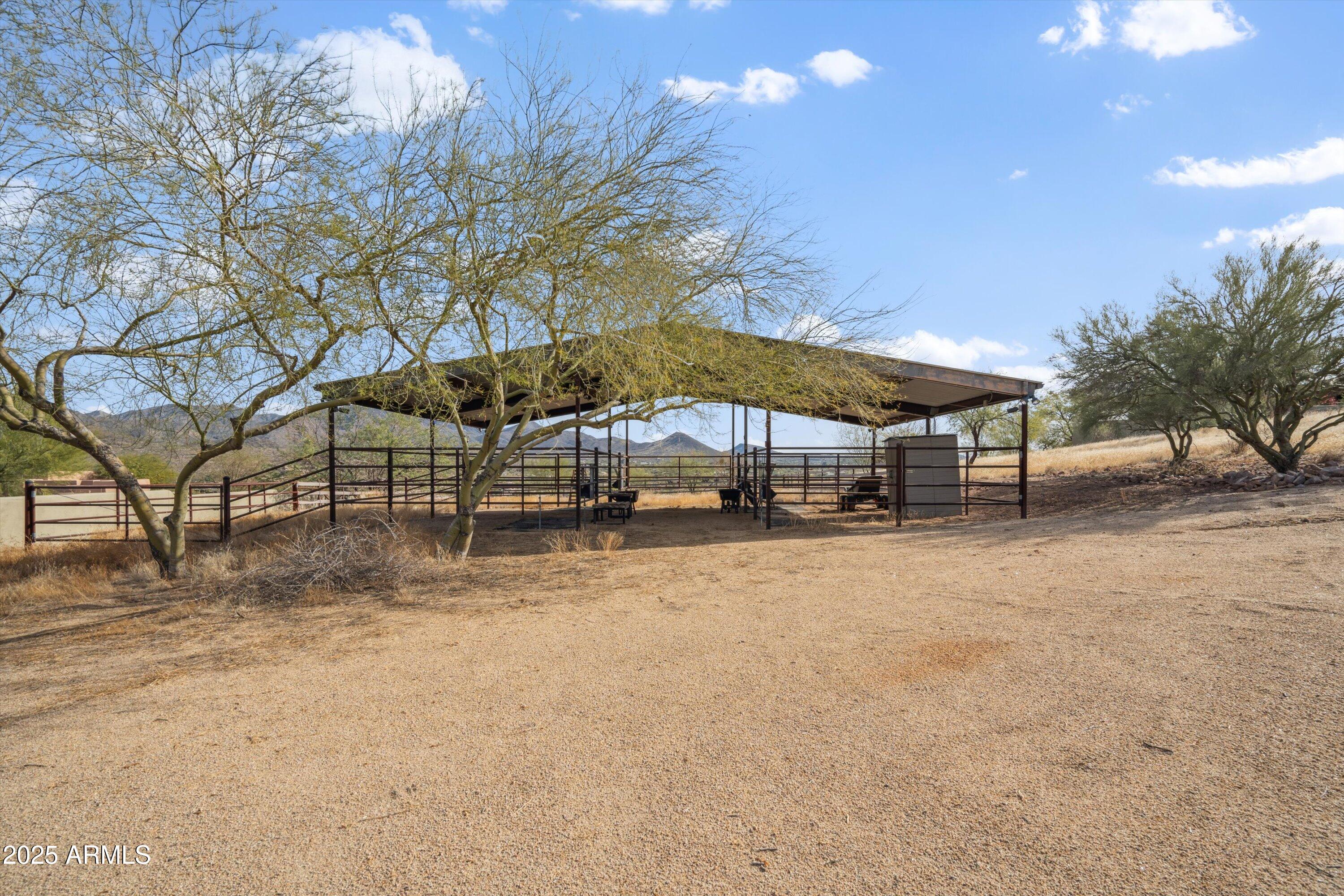 No HOA horse country - Residential