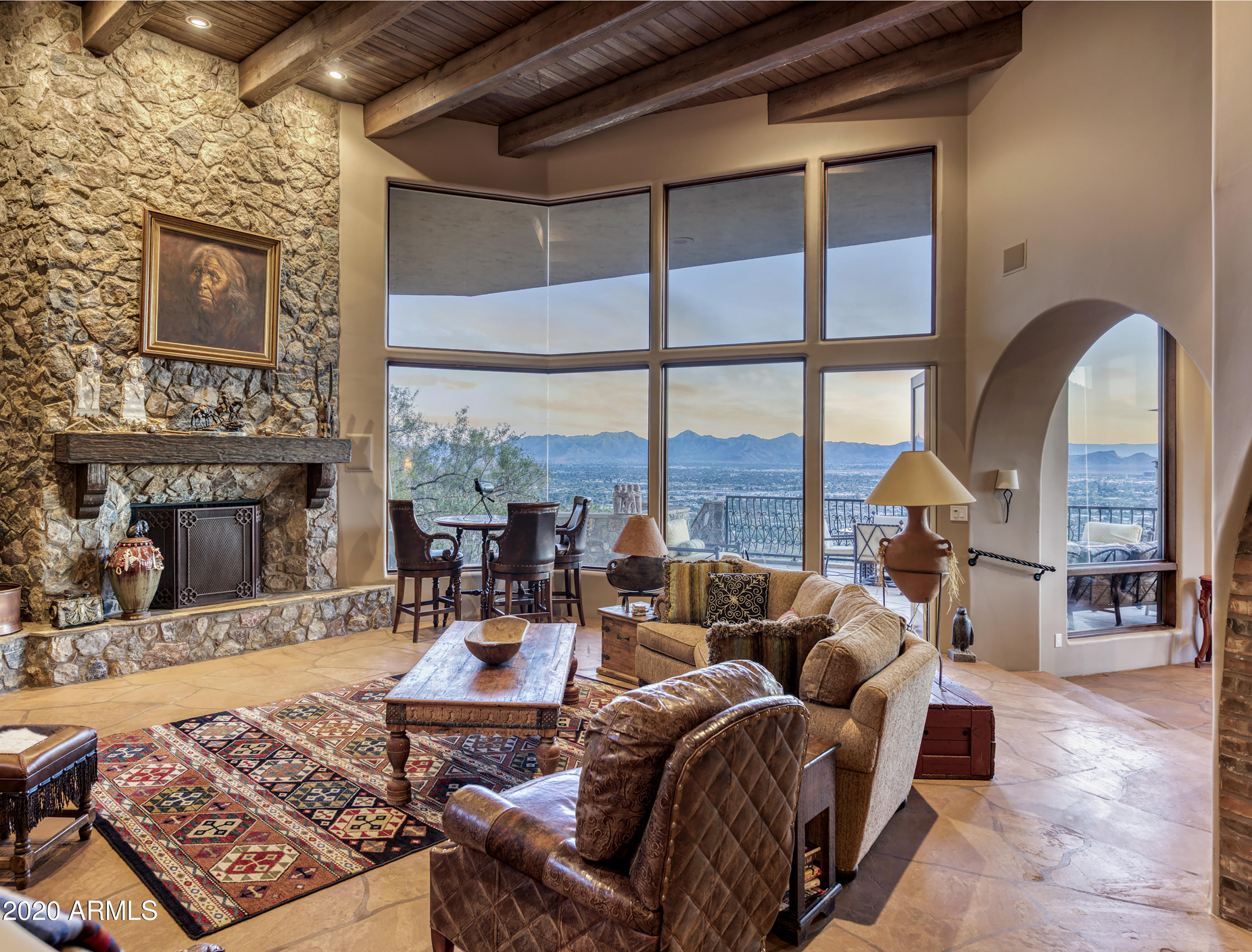CAMELBACK MOUNTAIN VIEWS - Residential