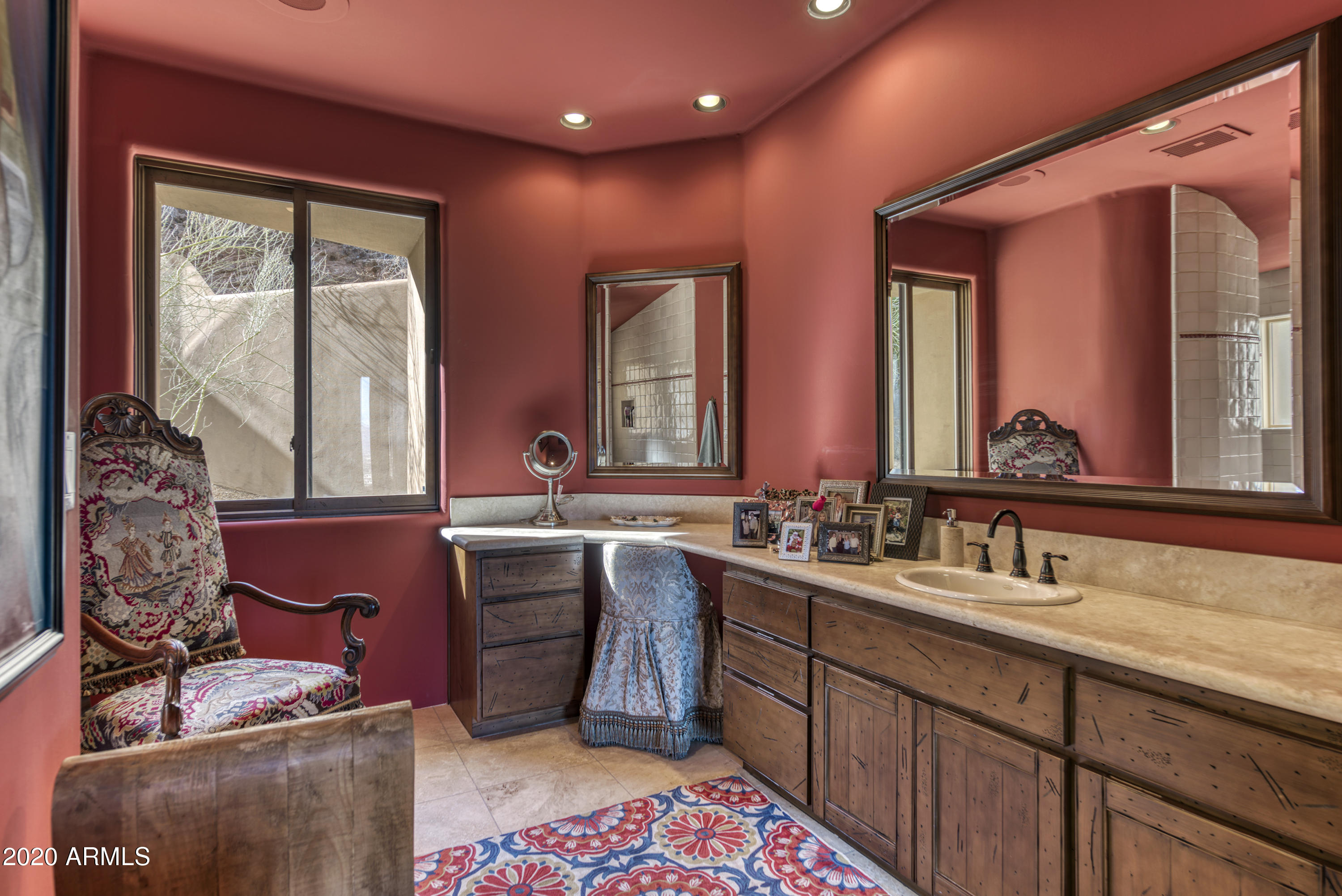 CAMELBACK MOUNTAIN VIEWS - Residential