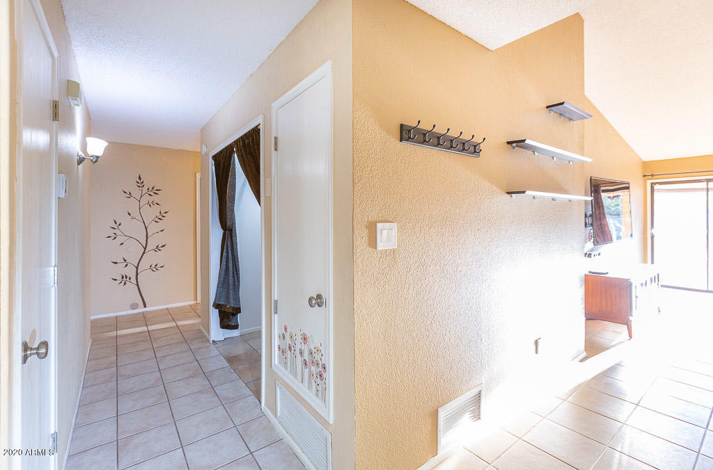 SUMMIT MEADOWS - Residential