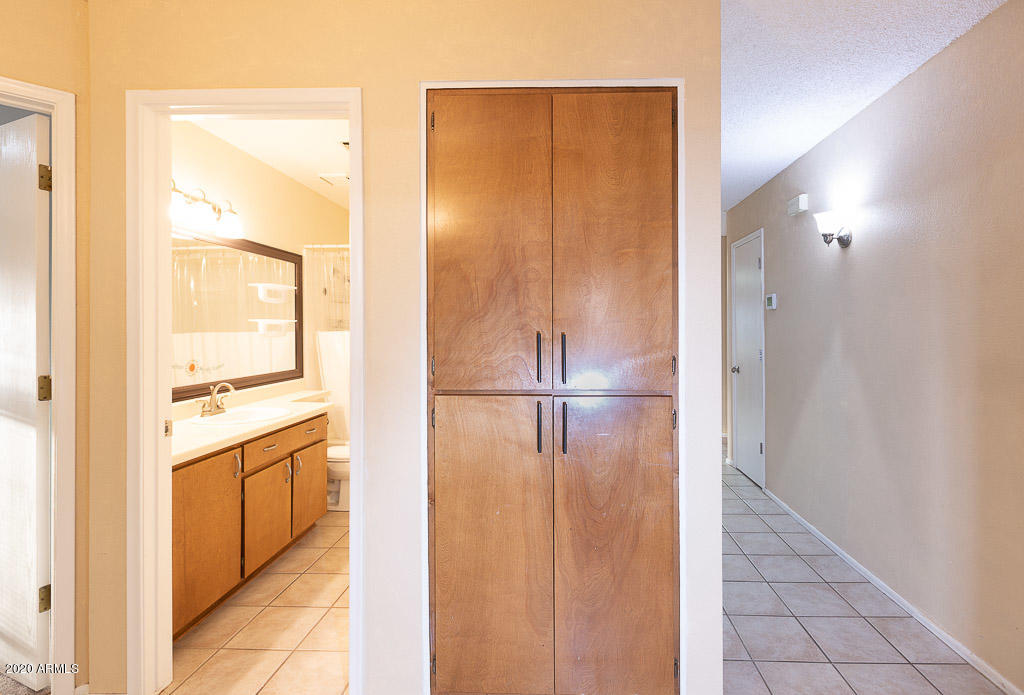 SUMMIT MEADOWS - Residential