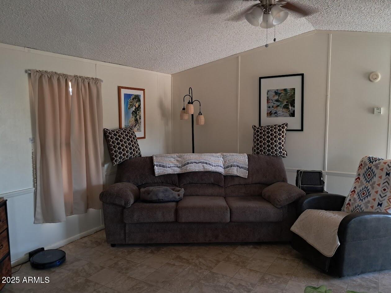 WHETSTONE MESA ESTATES 5 - Residential