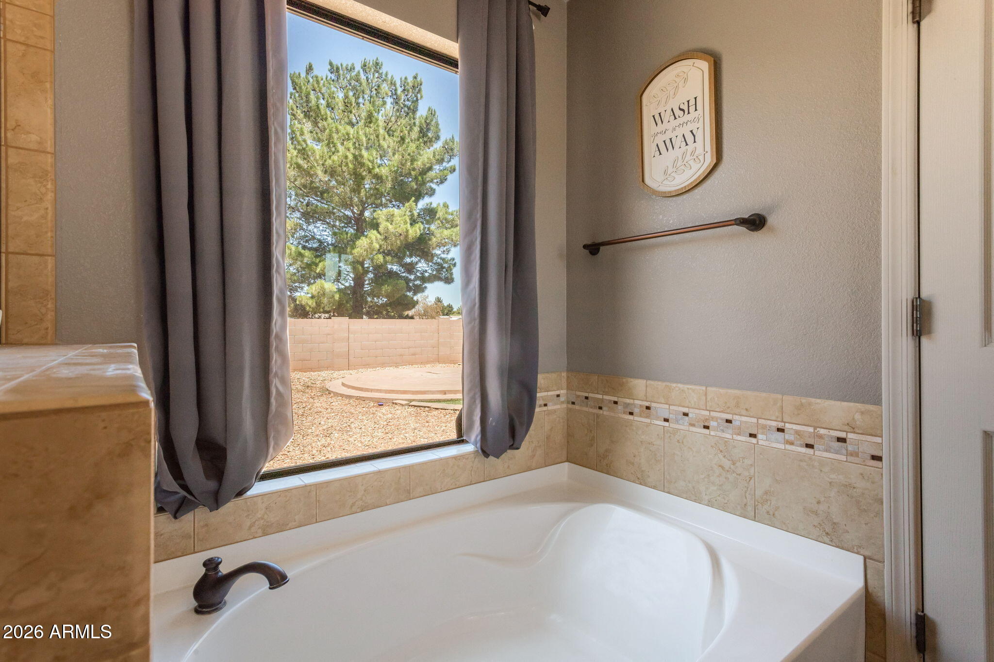 CAMPSTONE - Residential