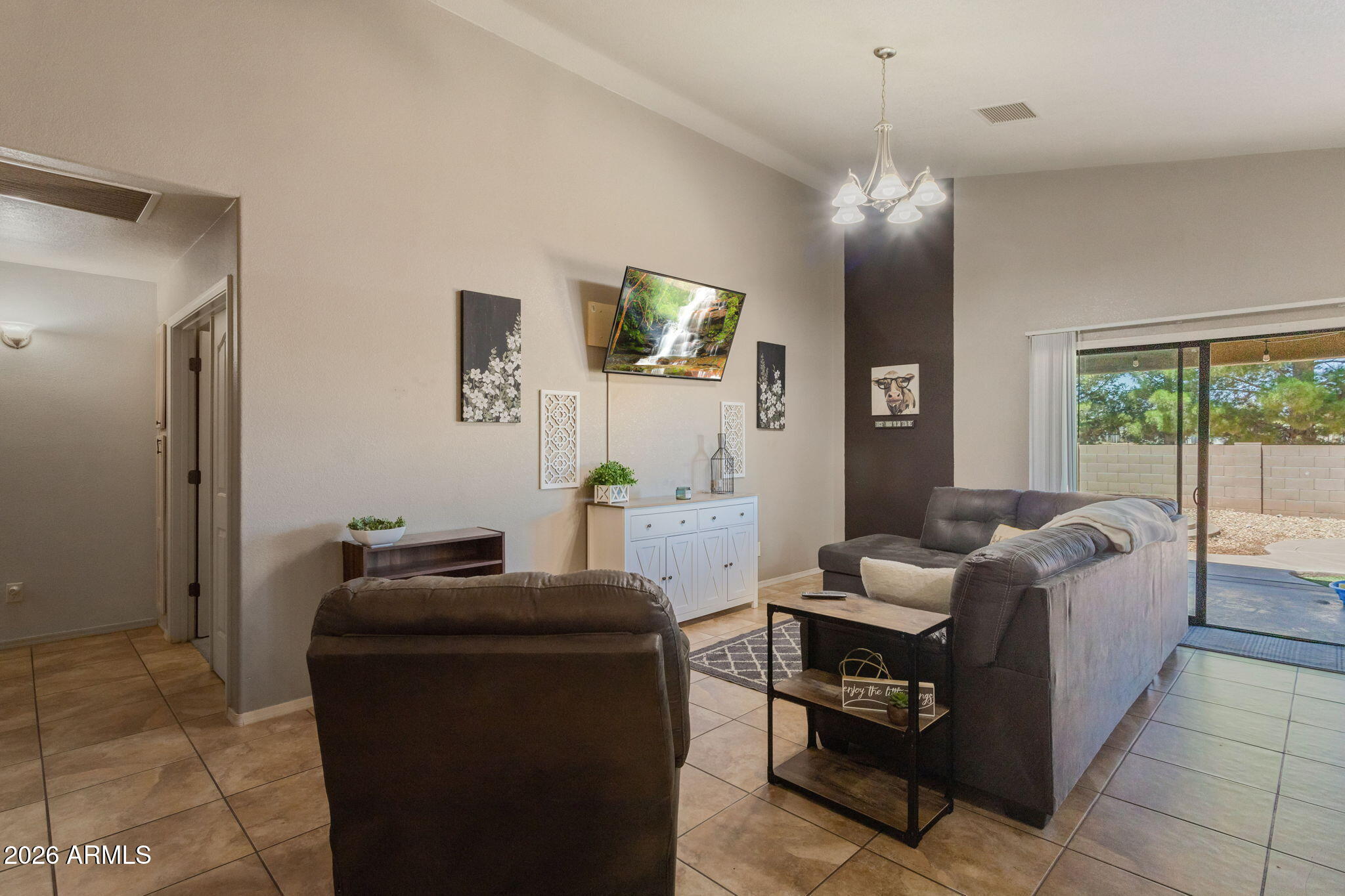 CAMPSTONE - Residential