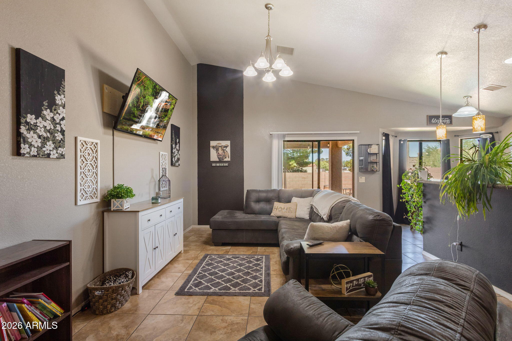 CAMPSTONE - Residential