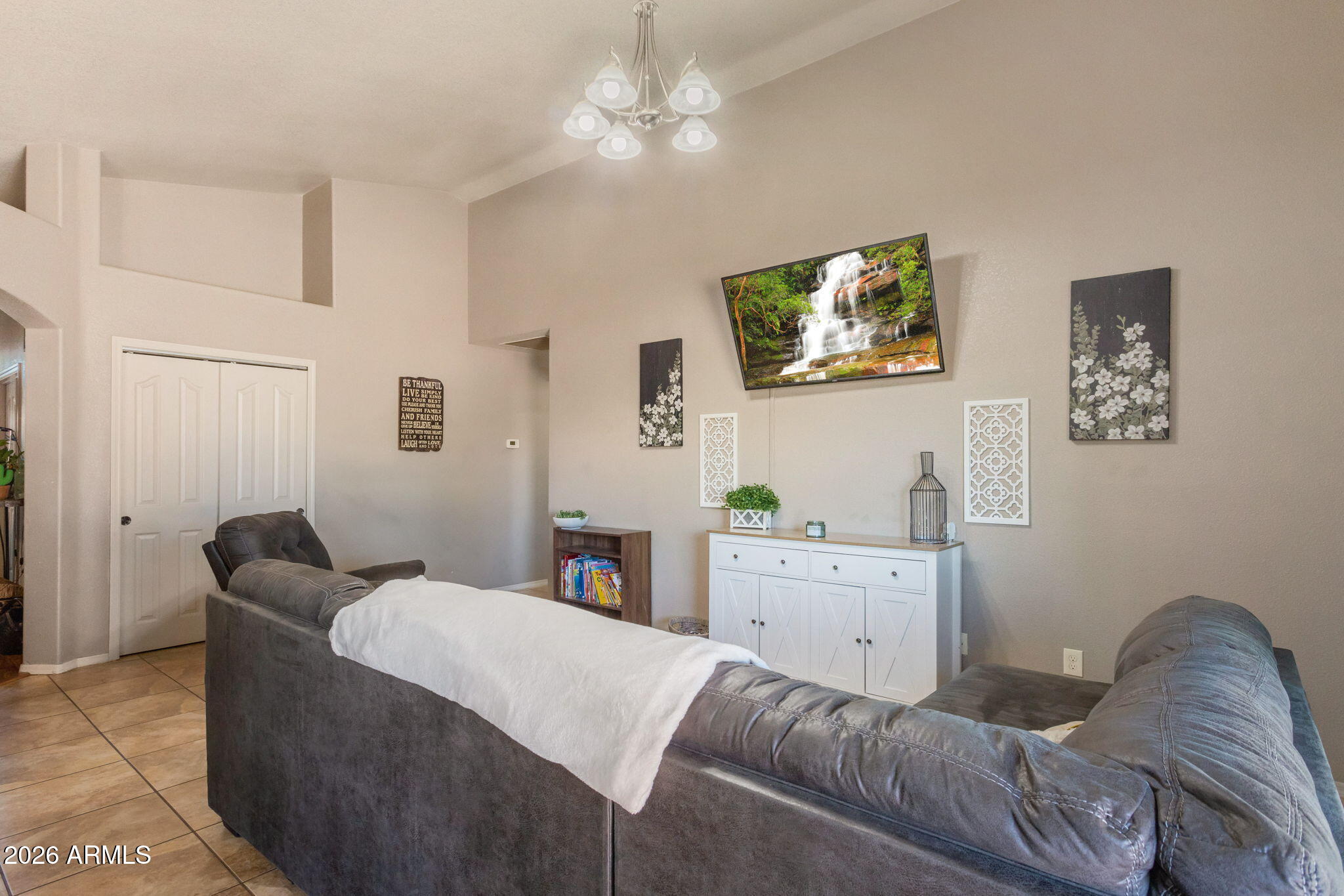 CAMPSTONE - Residential