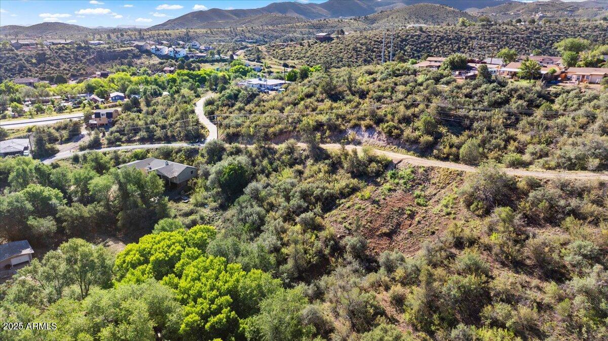 DIAMOND VALLEY 2 - Land