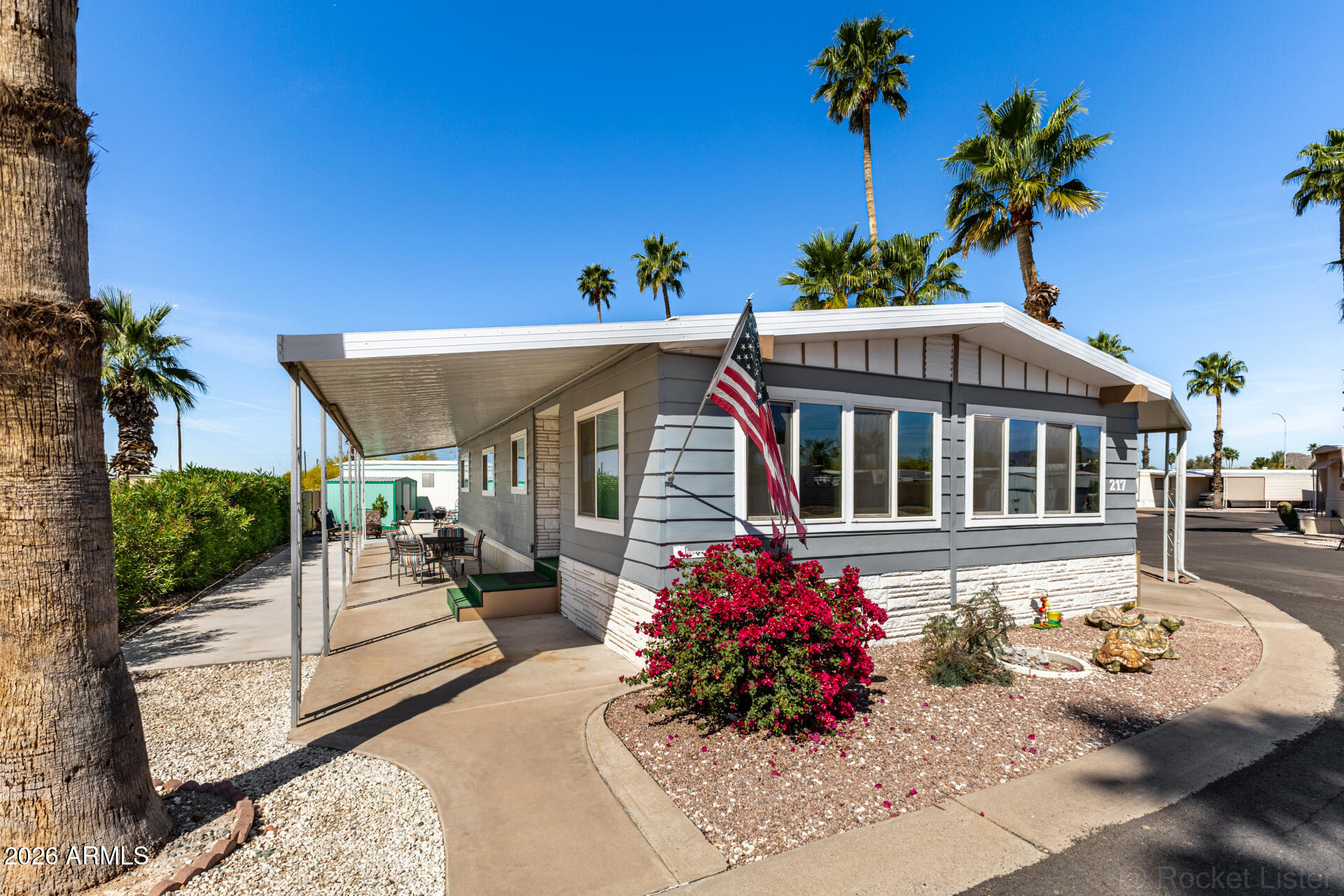 Pacific Manor - Residential