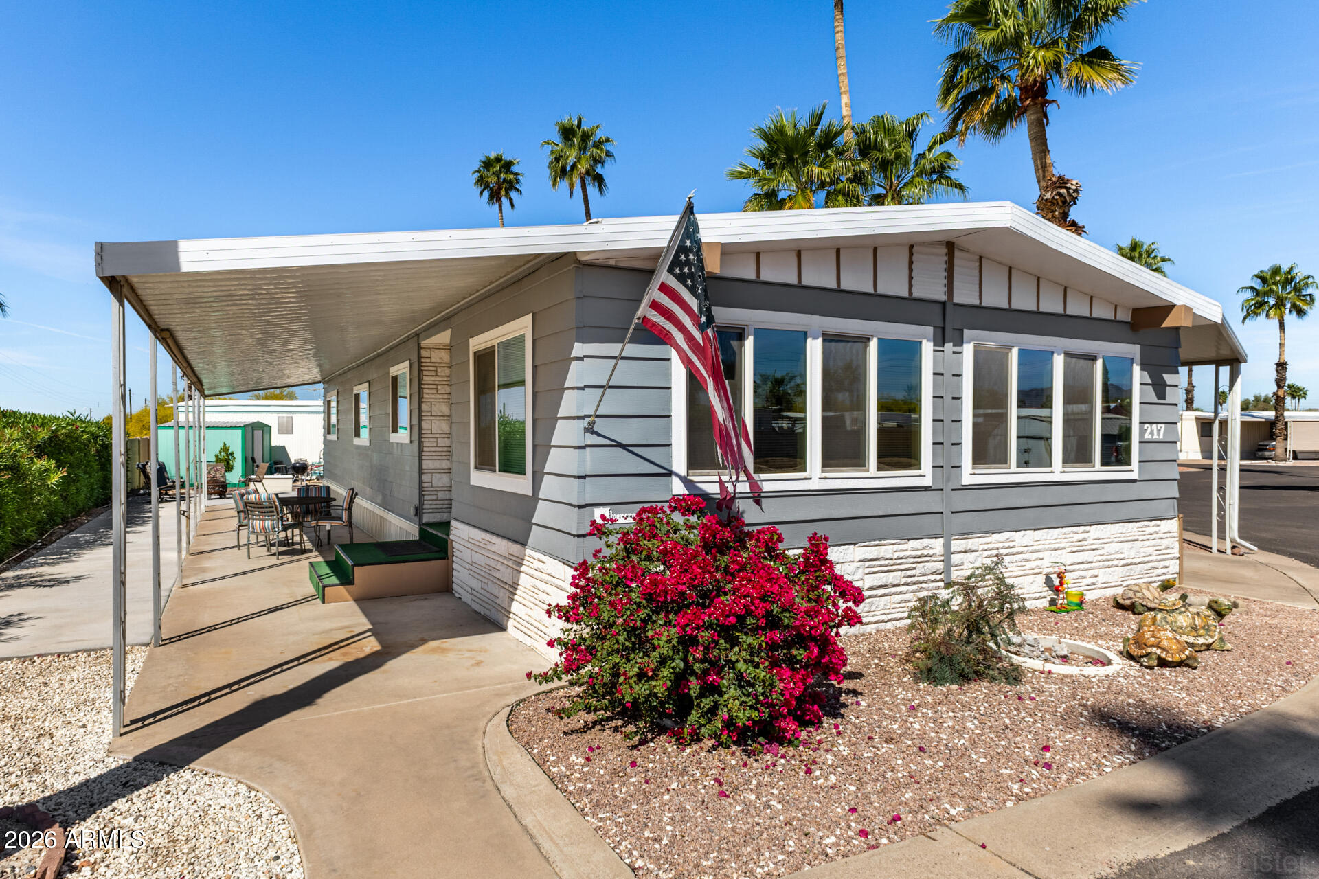 Pacific Manor - Residential