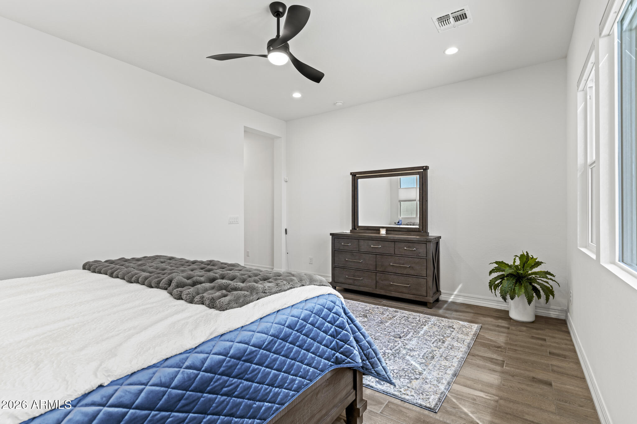 STERLING GROVE - Residential