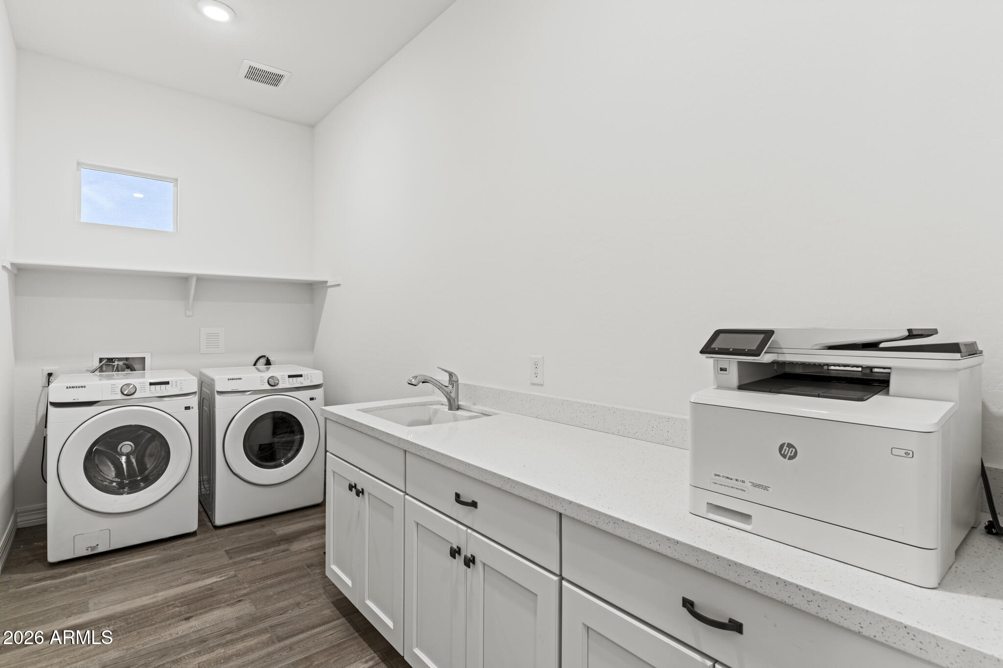 STERLING GROVE - Residential