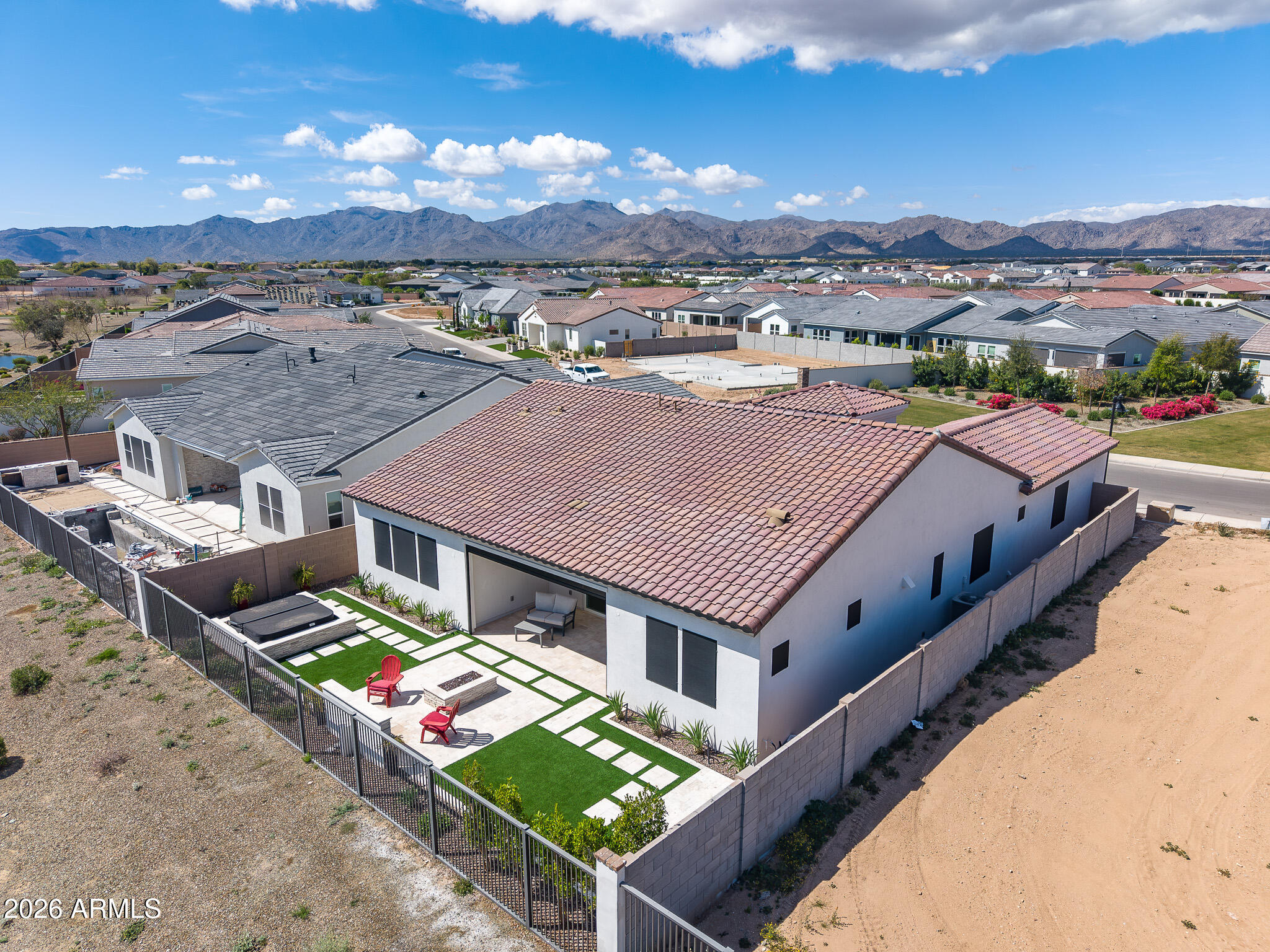 STERLING GROVE - Residential