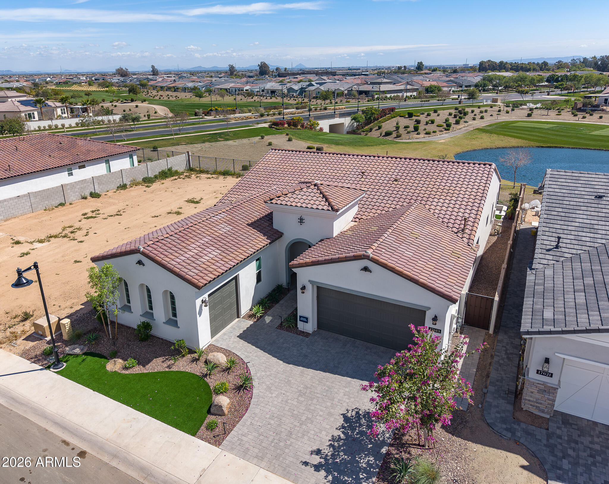 STERLING GROVE - Residential