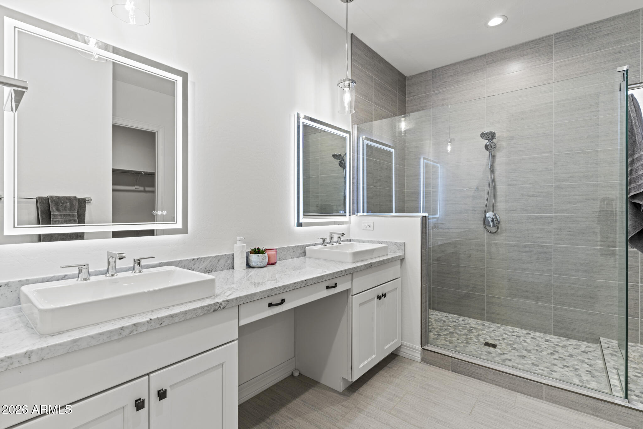 STERLING GROVE - Residential