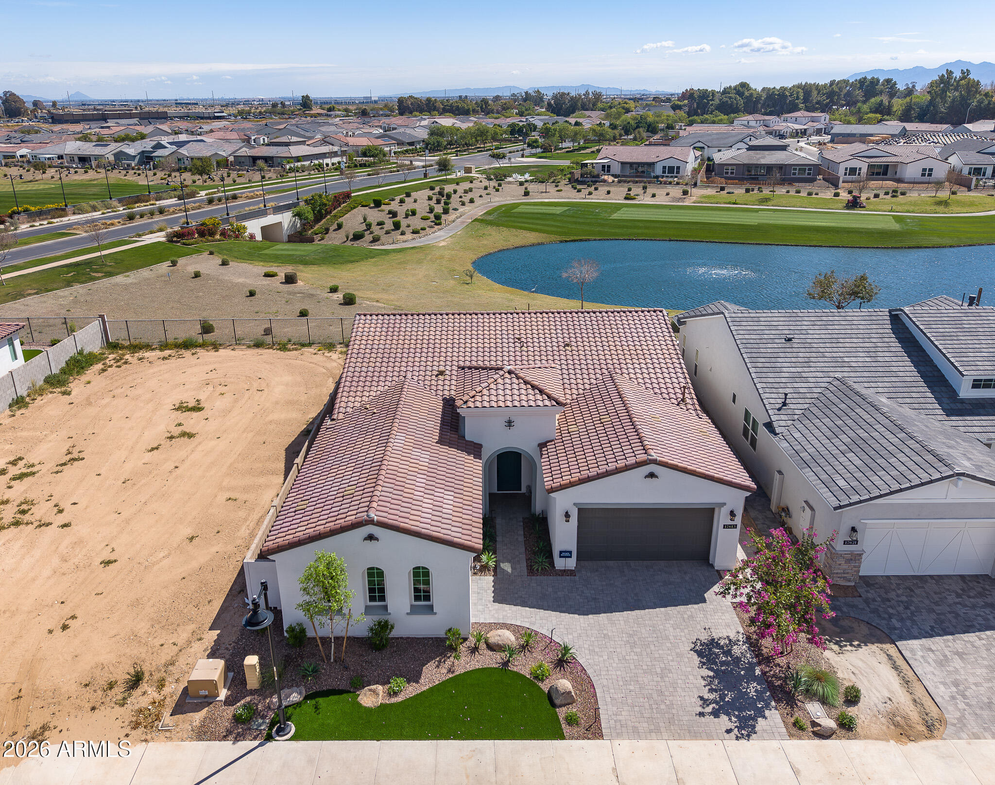 STERLING GROVE - Residential