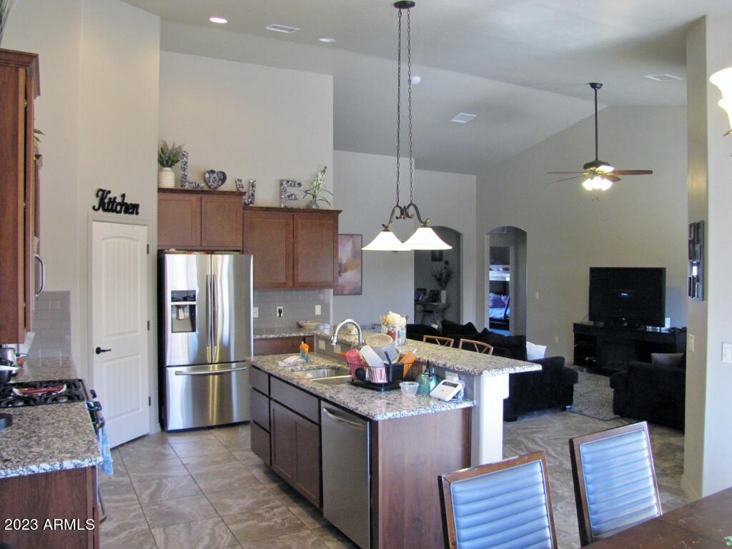 MESA VERDE ESTATES - Residential