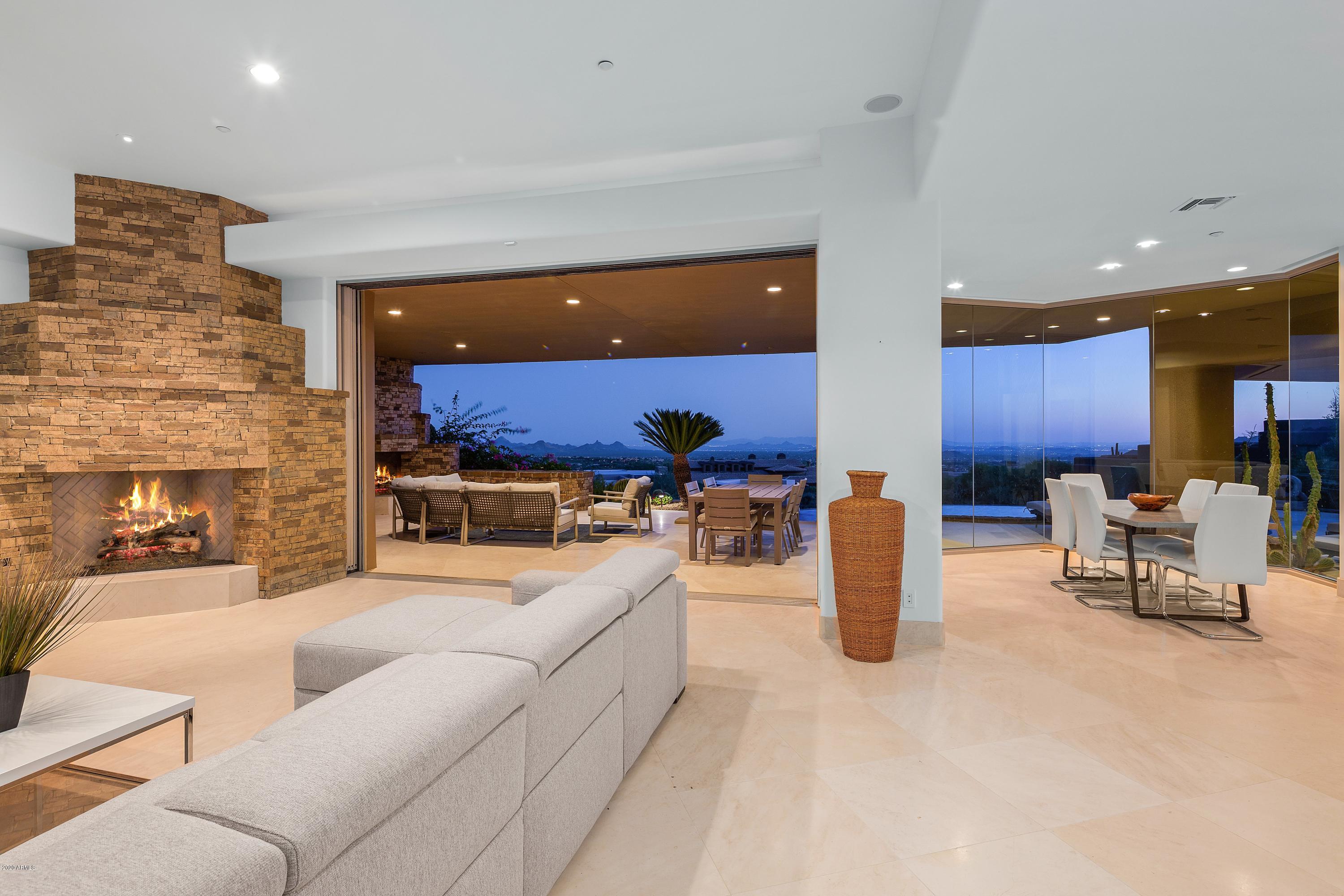 DESERT MOUNTAIN - Residential