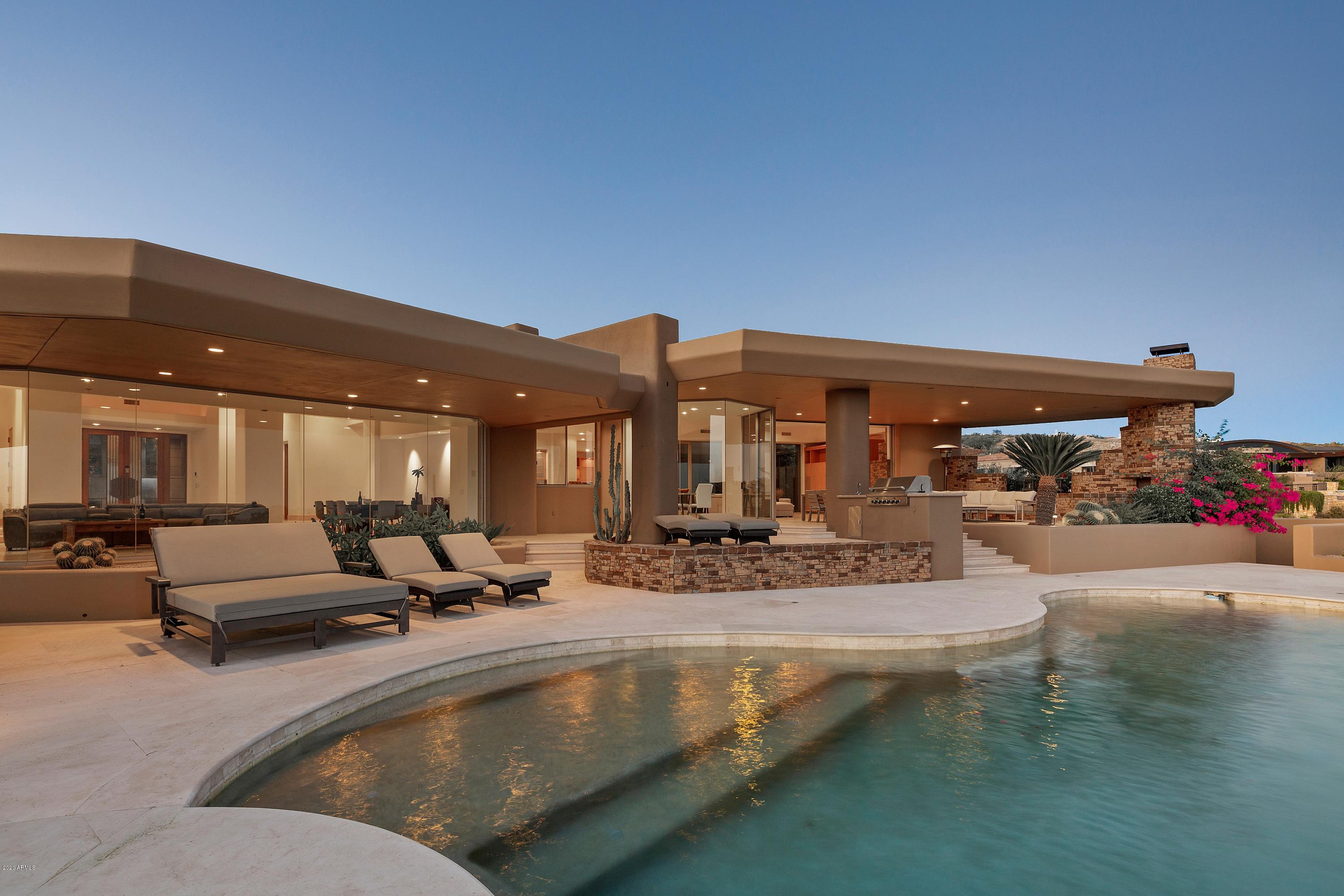 DESERT MOUNTAIN - Residential