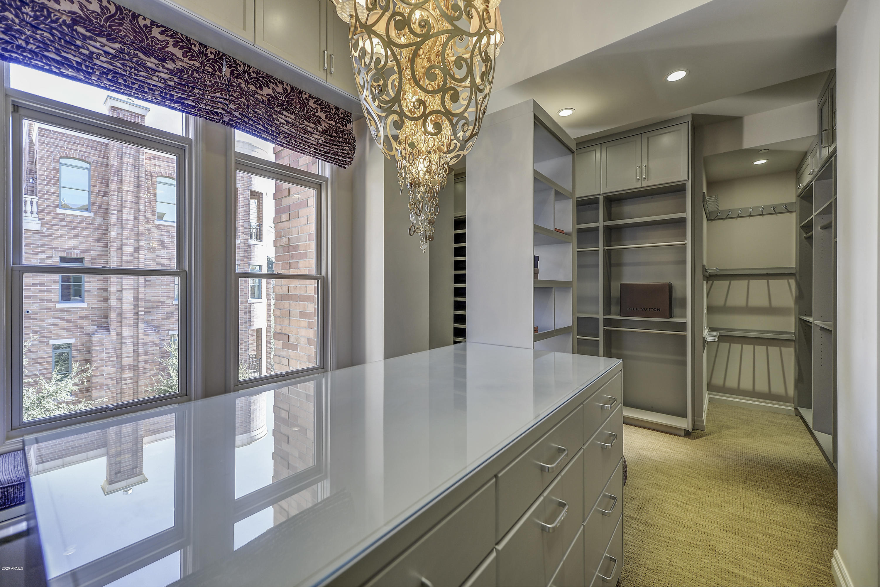 Chateau on Central - Residential