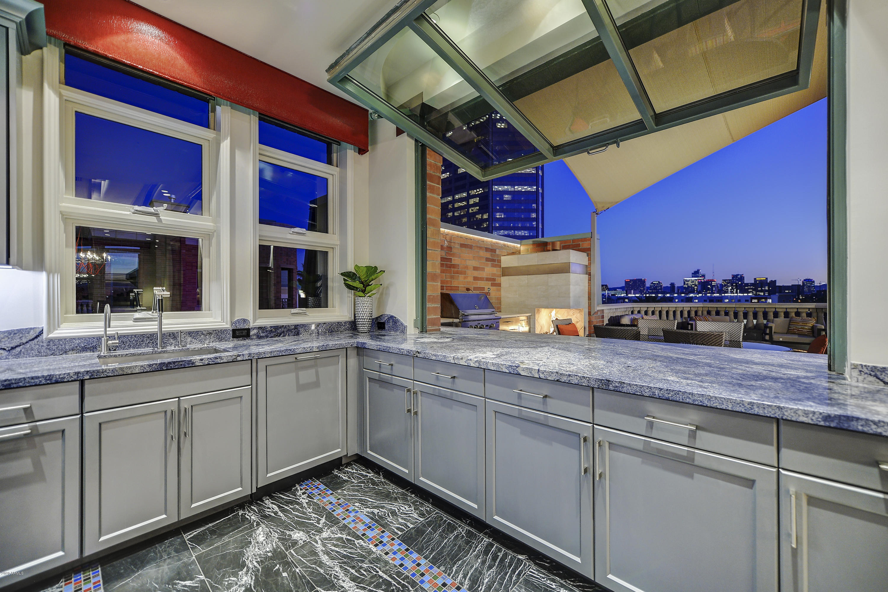 Chateau on Central - Residential