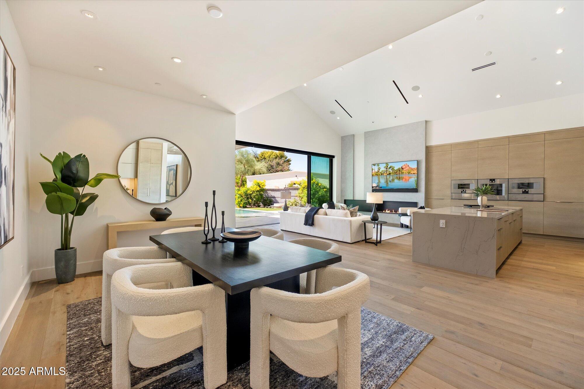 RITZ-CARLTON PARCEL B - Residential