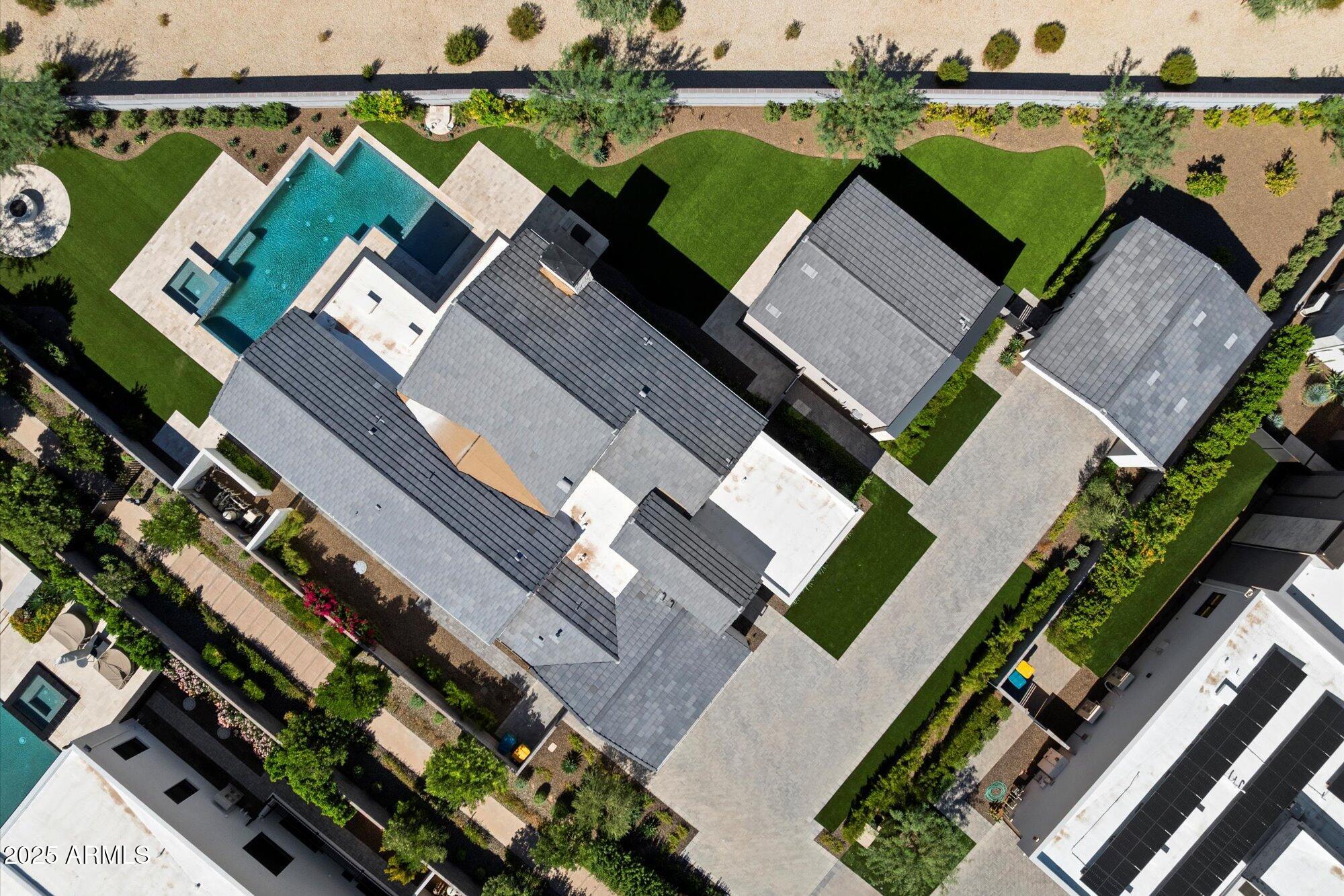 RITZ-CARLTON PARCEL B - Residential