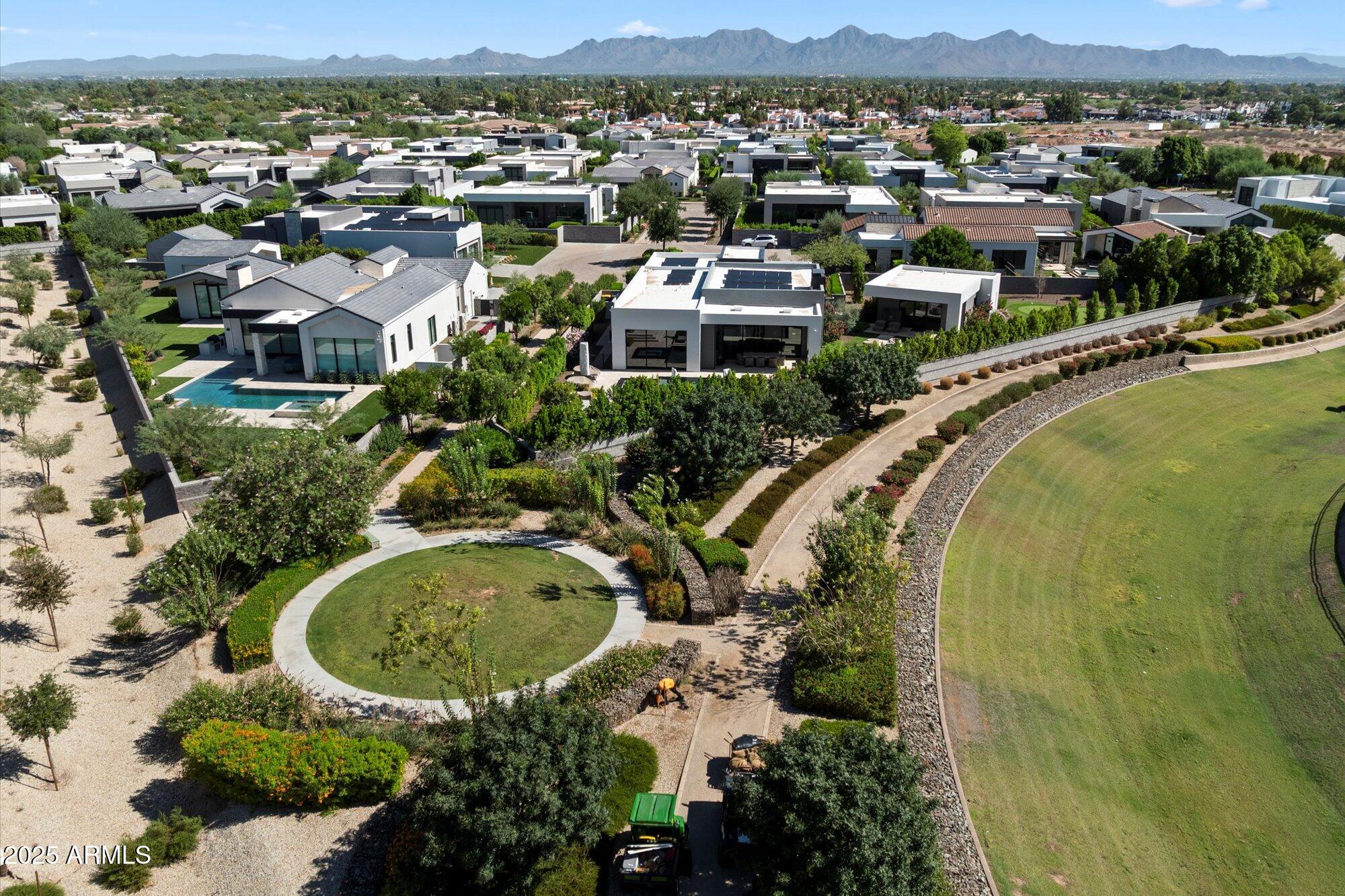 RITZ-CARLTON PARCEL B - Residential