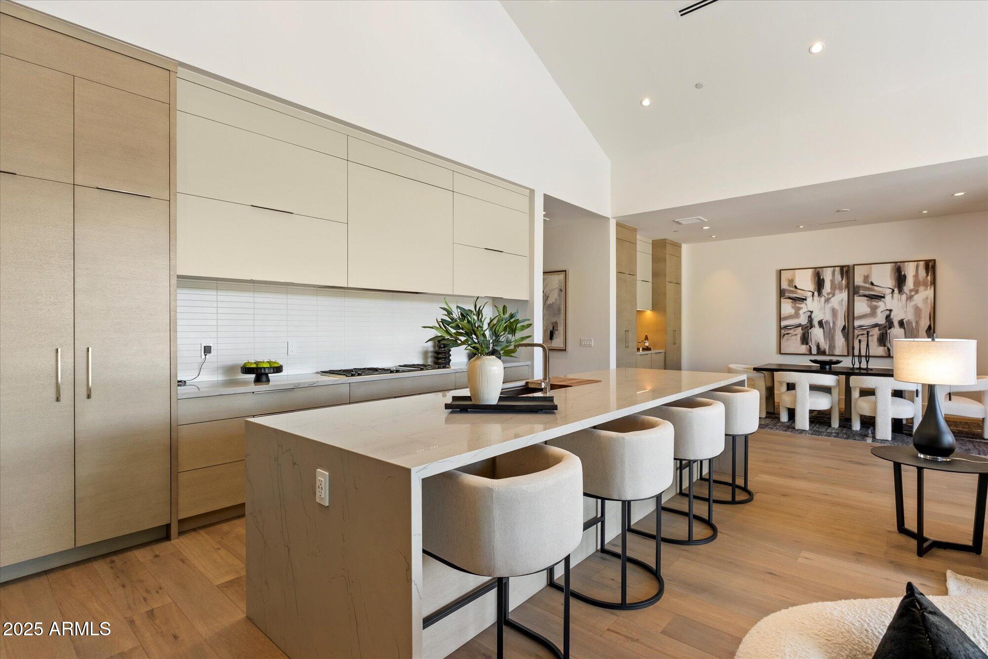 RITZ-CARLTON PARCEL B - Residential
